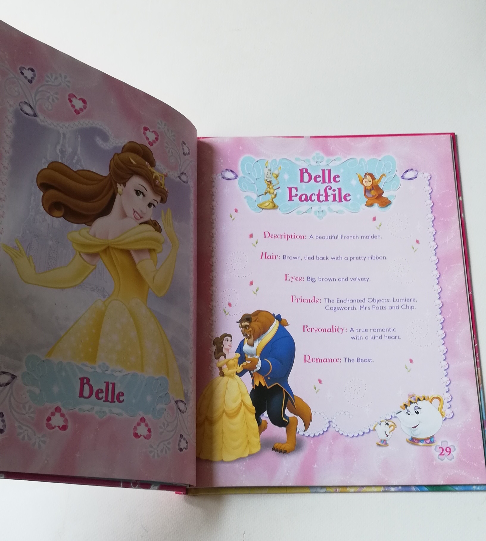 มีหลายภาพ,หนังสือภาพสวย เล่มใหญ่ ปกแข็ง นิทานและเกมส์ เจ้าหญิงดิสนีย์ ภาษาอังกฤษ Disney Princess Annual 2010 :- สโนไวท์ ออโรร่า ซินเดอเรลล่า แอเรียล แบลล์ และ จัสมิน จาก อลาดิน