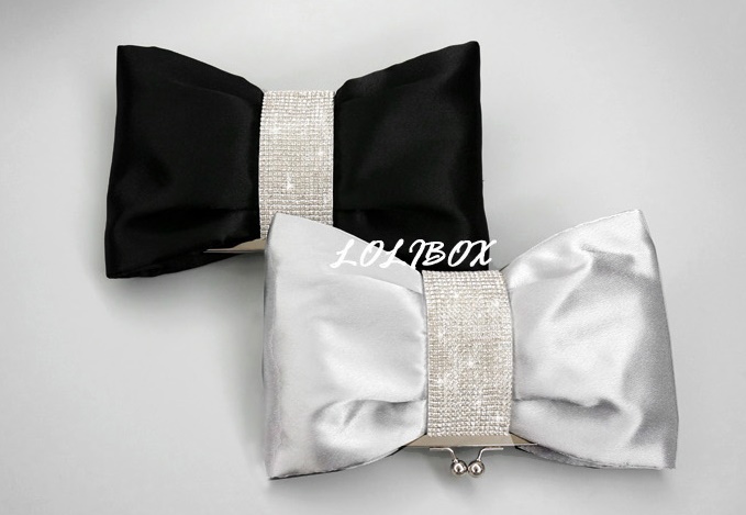พร้อมส่ง Evening Clutch กระเป๋าออกงาน รูปโบว์ คาดเพชร สวยหรู