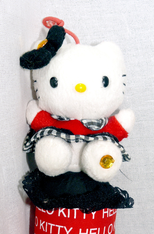 หมอนรองแขน Hello Kitty