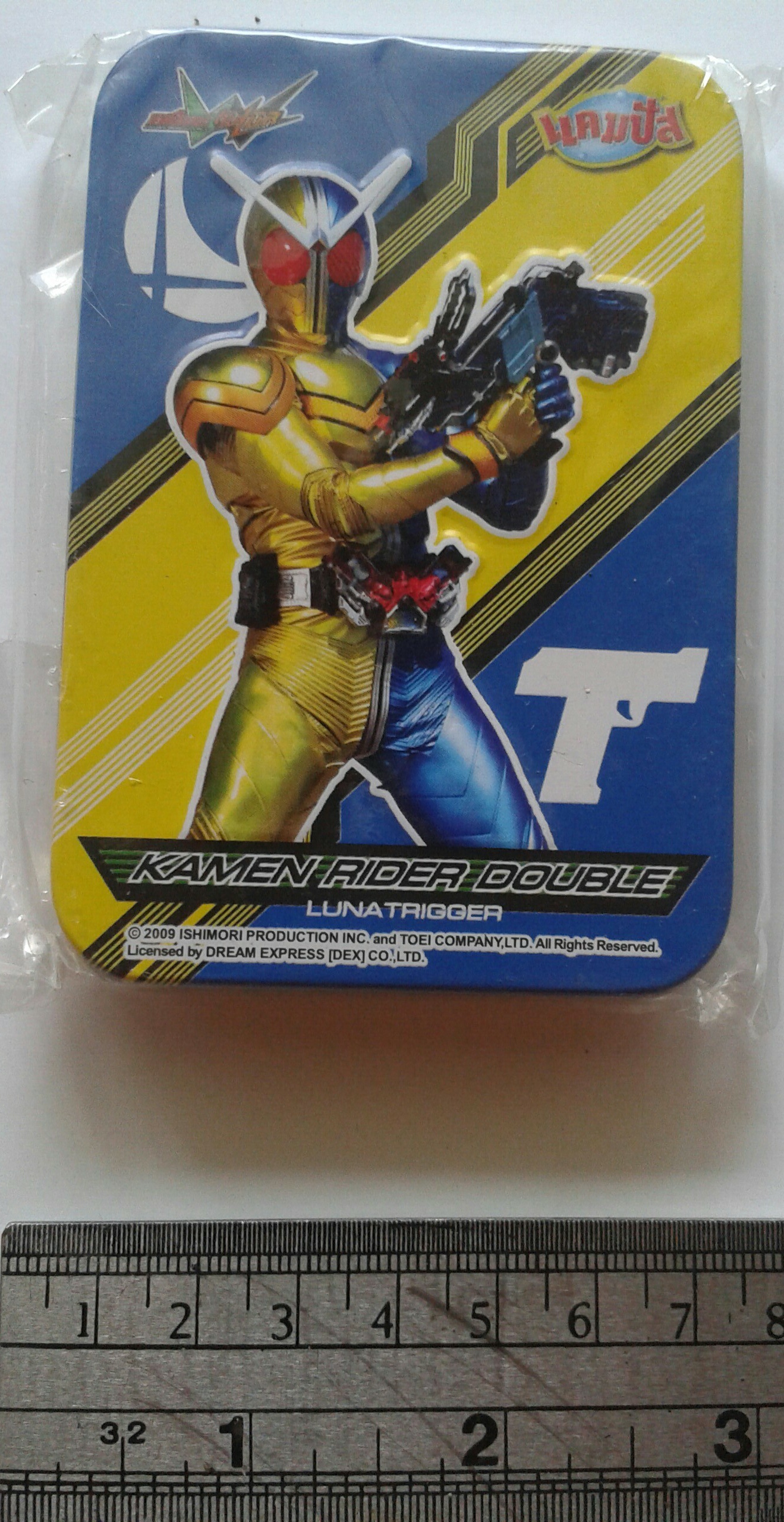 กล่องโลหะ ลาย มาสค์ไรเดอร์ ดับเบิ้ล Masked Rider Double ขนาดตามภาพ มี 6 ลาย