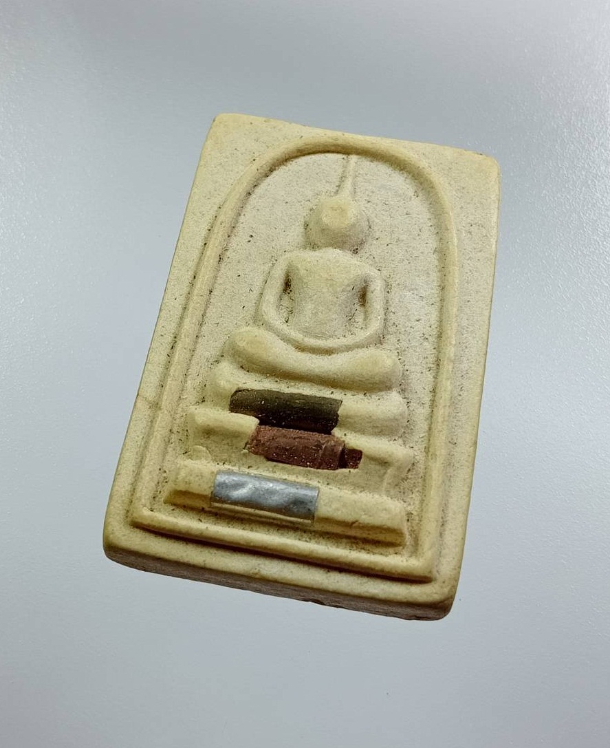 ผ3129 พระสมเด็จ หลวงพ่อคูณ วัดบ้านไร่ จ.นครราชสีมา รุ่นลาภผลคูณทวี เสาร์5ปีระกา ปี2536 ฝังตะกรุด