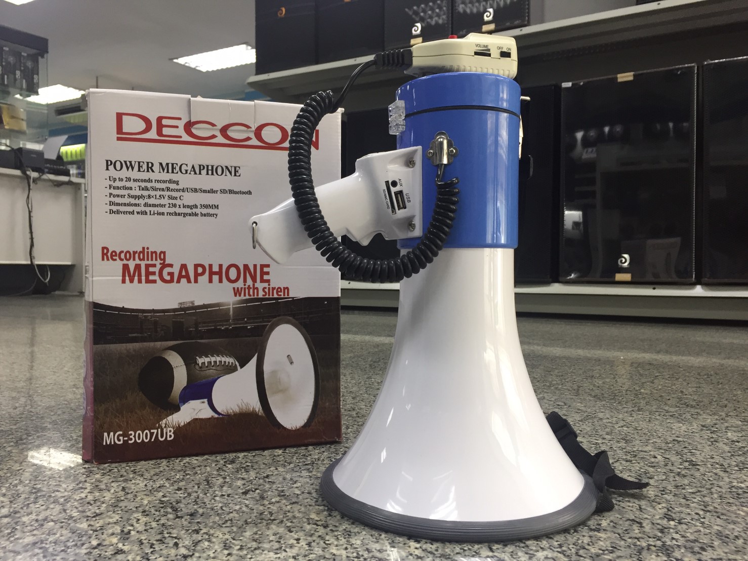 DECCON MG-3007U โทรโข่ง+ชาร์จได้+USB+บูลทูส