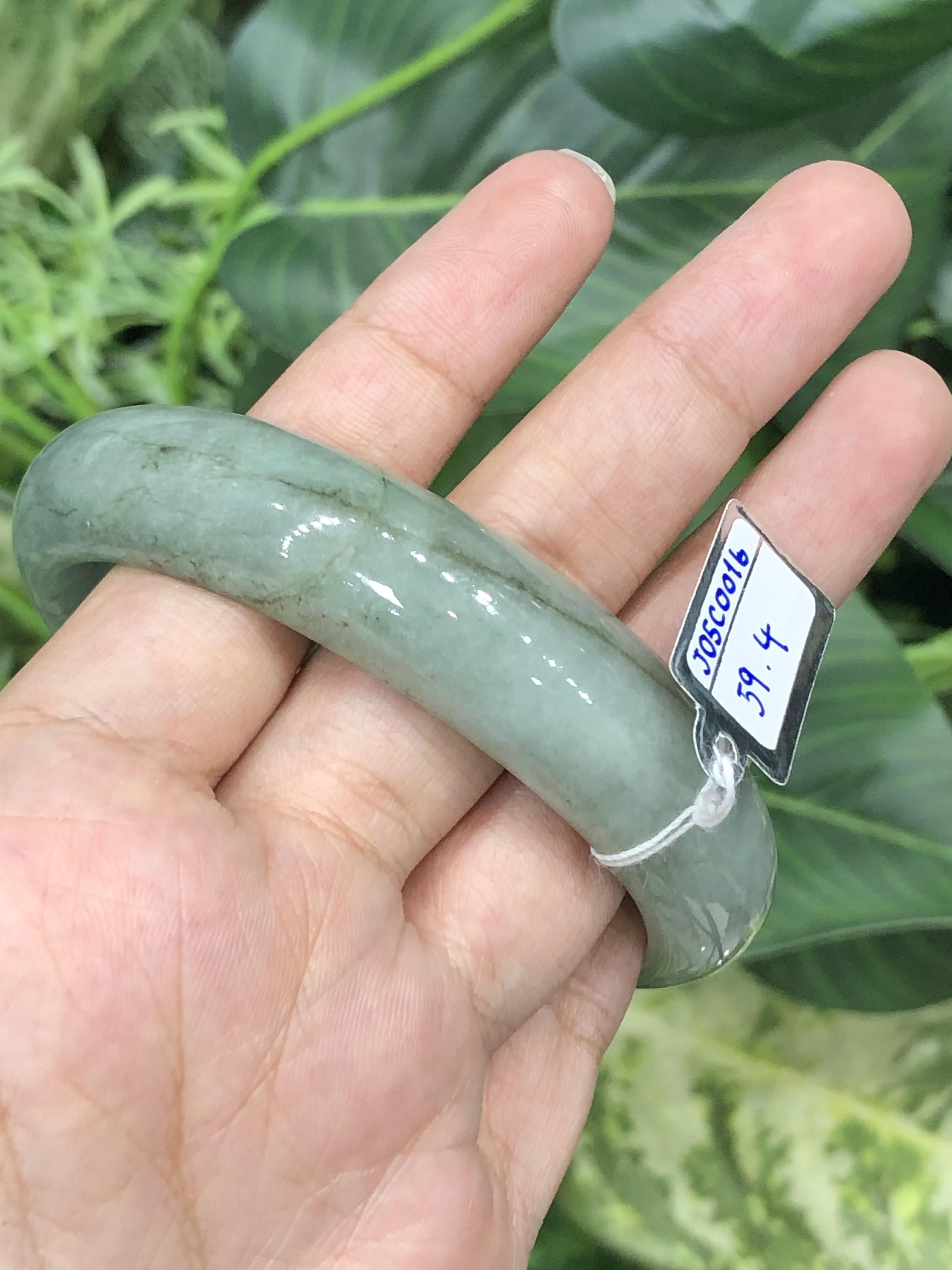 J05C0016 หยก พม่า แท้ Jade กำไลหยก 59.4 มม (Jade bracelet) พม่า (Myanmar)