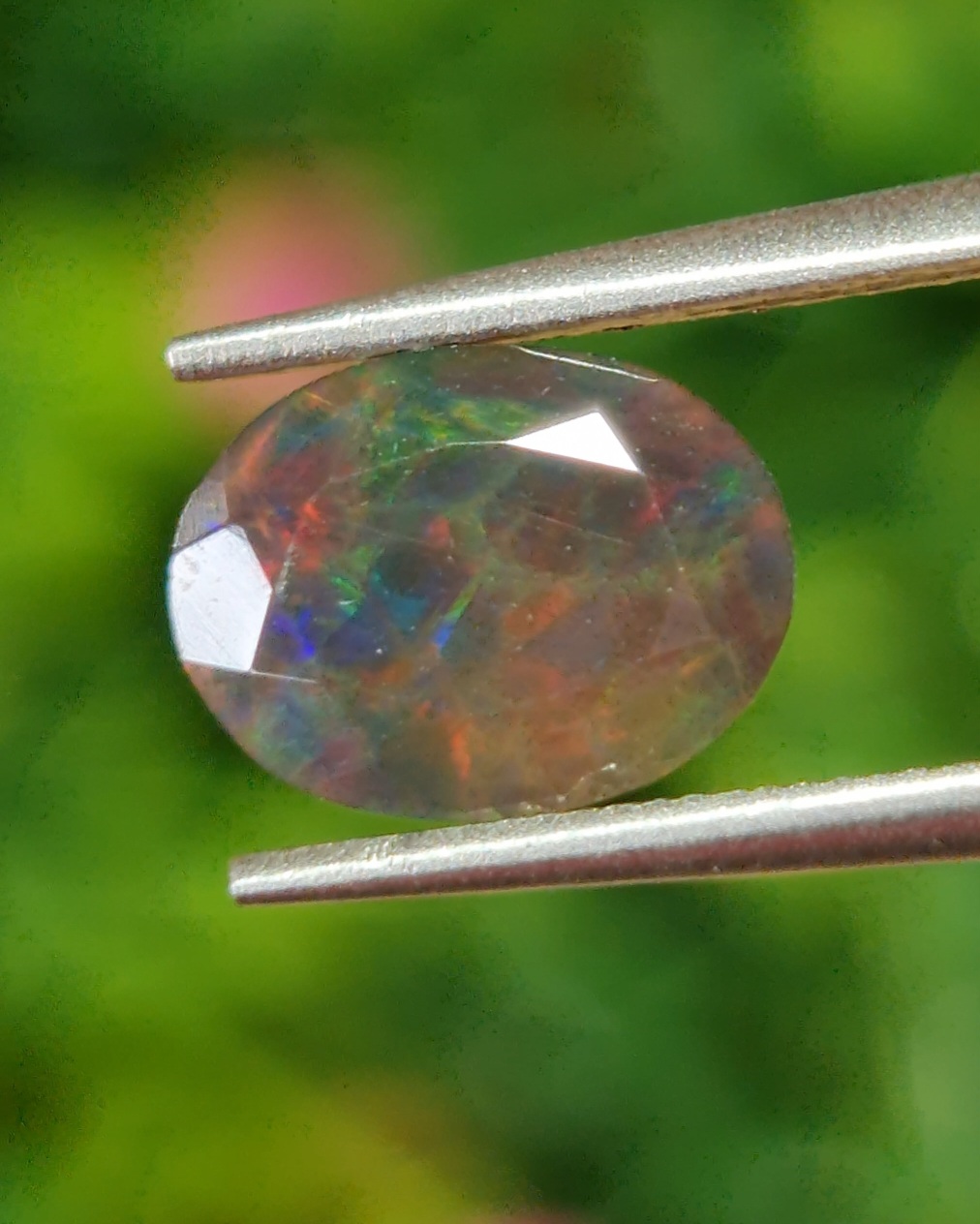 พลอย แบล็ก โอปอล Black Opal 1.46 กะรัต (Cts.) พลอยแท้ อัญมณีมงคลประจําวันเกิด เครื่องประดับพลอย