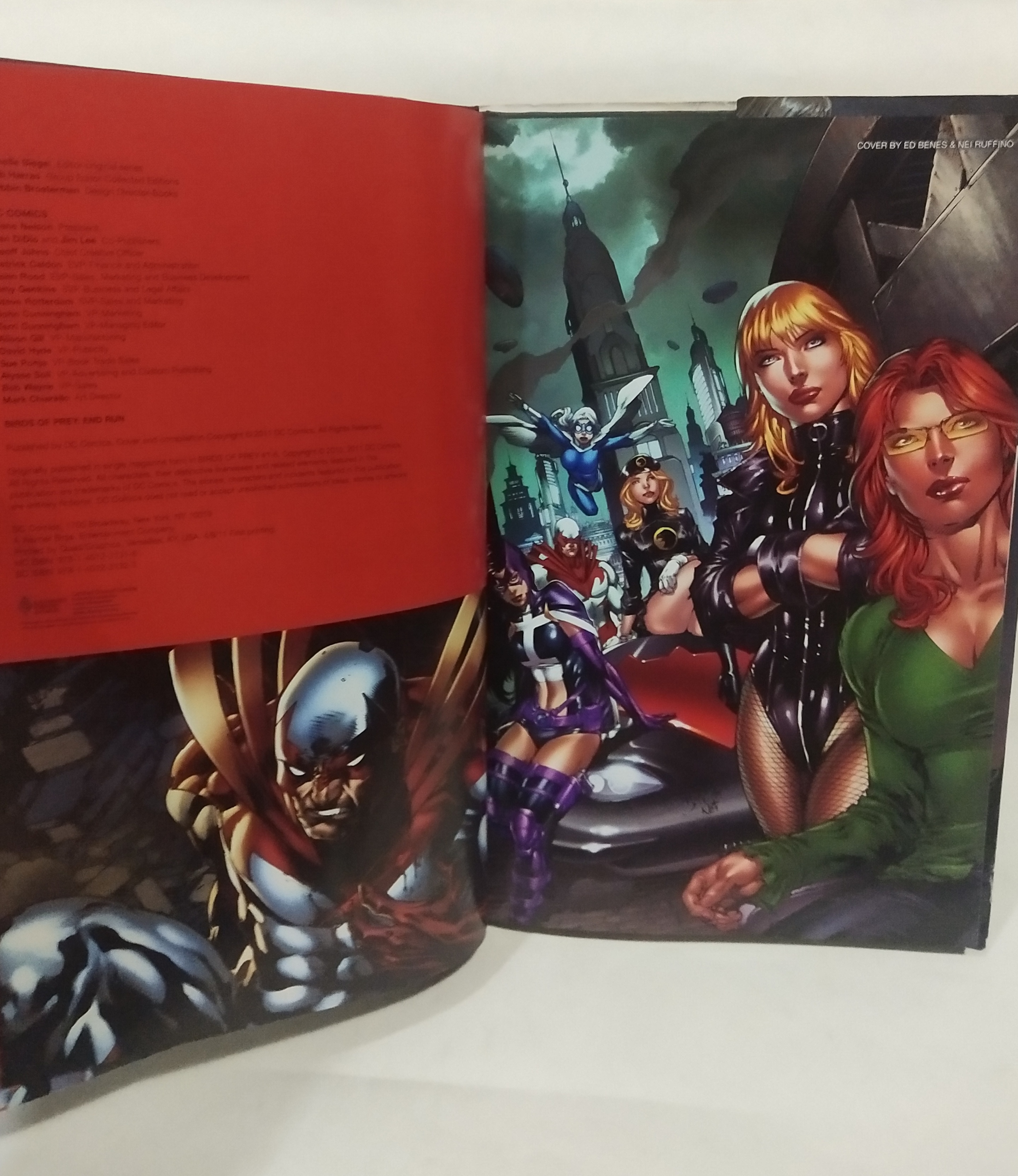 มือ2,หนังสือภาพสีการ์ตูนค่ายดีซีคอมิคส์ เบิร์ดออฟเพรย์ Bird_of_Prey ฉบับภาษาอังกฤษ หนังสือปกแข็ง มีปกนอก สภาพดี