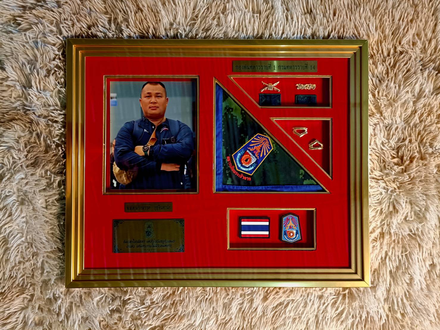 กรอบรูปเหรียญที่ระลึก ของขวัญเกษียณ ชิ้นเดียวในโลก กรอบรูปเก็บความทรงจำ กรอบตราสัญลักษณ์หน่วยงานราชการ