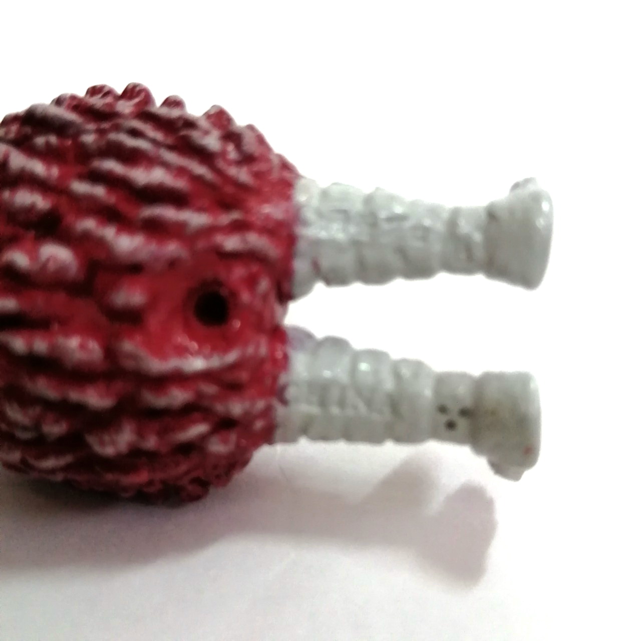 กาชาปอง สัตว์ประหลาด ปิ๊กมอน จากอุลตร้าแมน ขนาด3นิ้ว พลาสติกตัน ***ขาดส่วนหาง