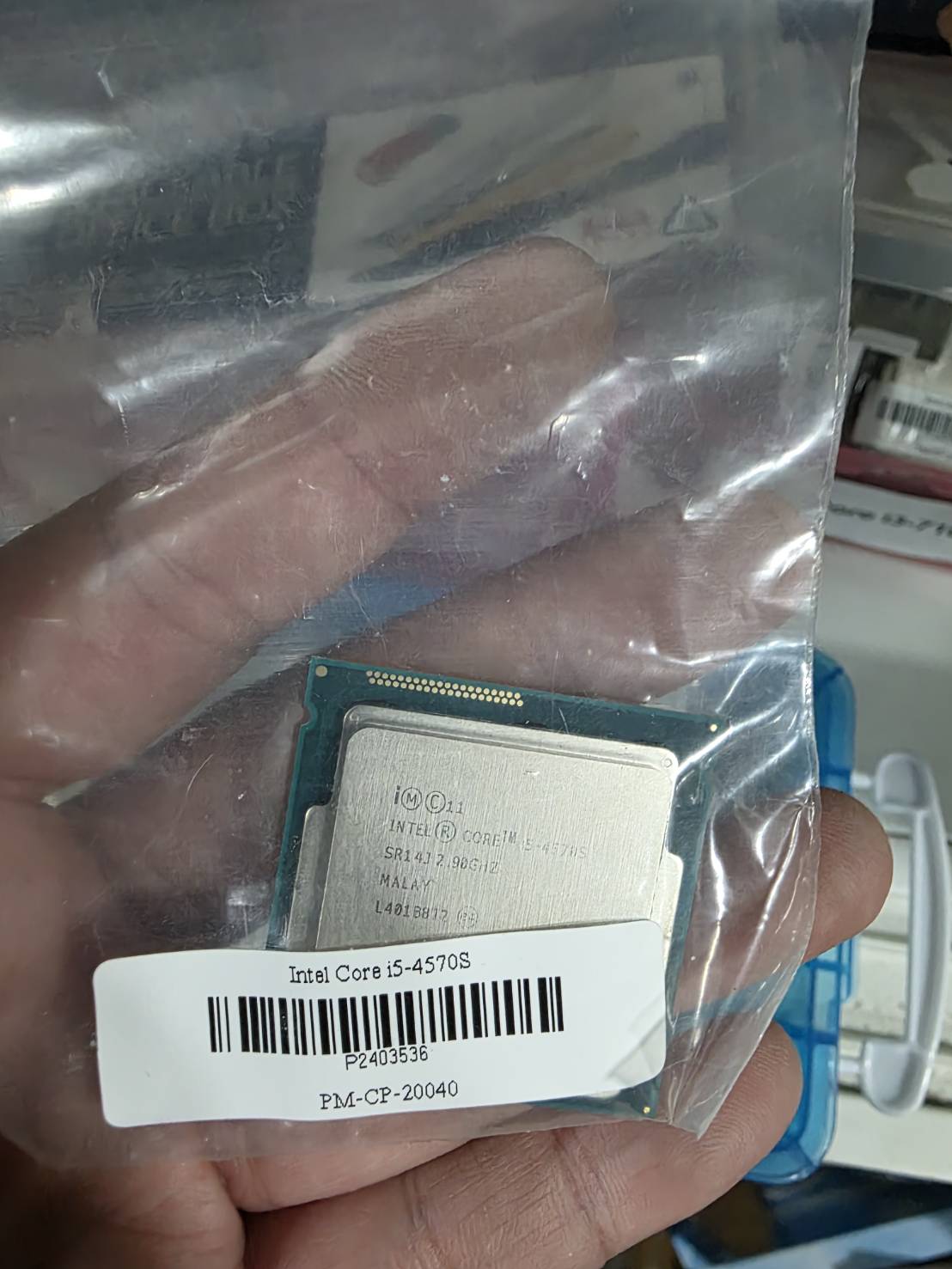 Intel Core i5-4570S มี 48 ตัว