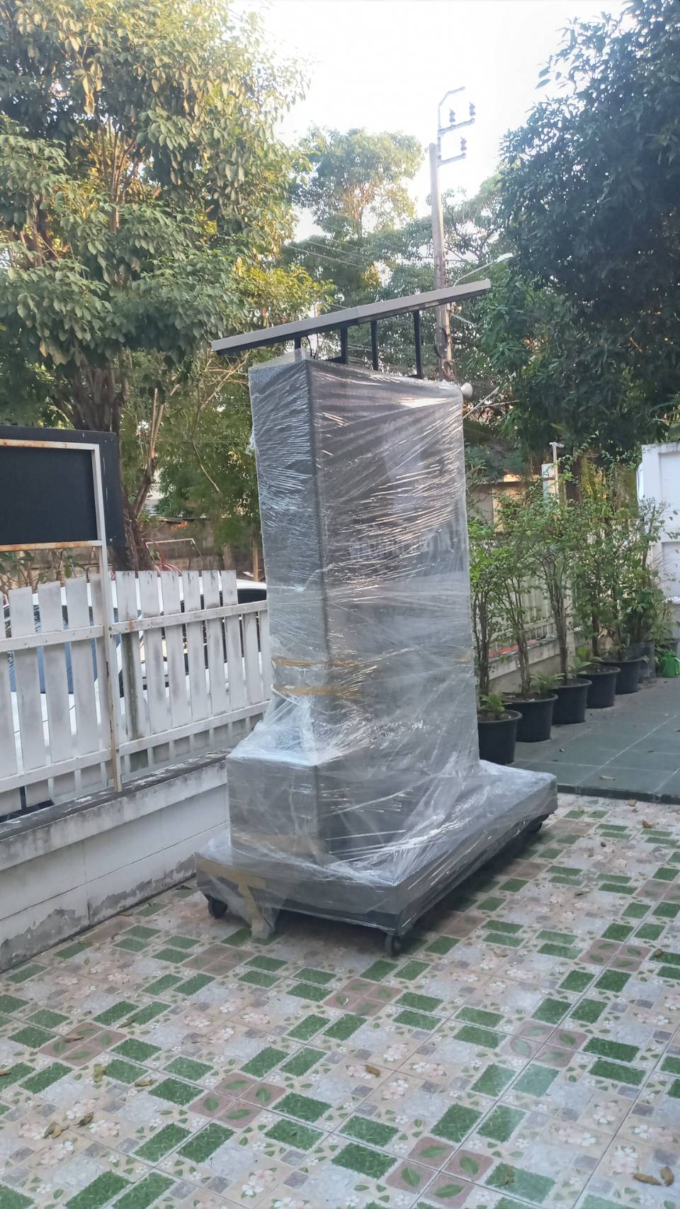 ป้ายกล่องไฟโซล่าเซลล์ ตู้ไฟโซล่าเซลล์ จากพลังงานแสงอาทิตย์ (ติดแผงควบคุมโซล่าเซลล์)