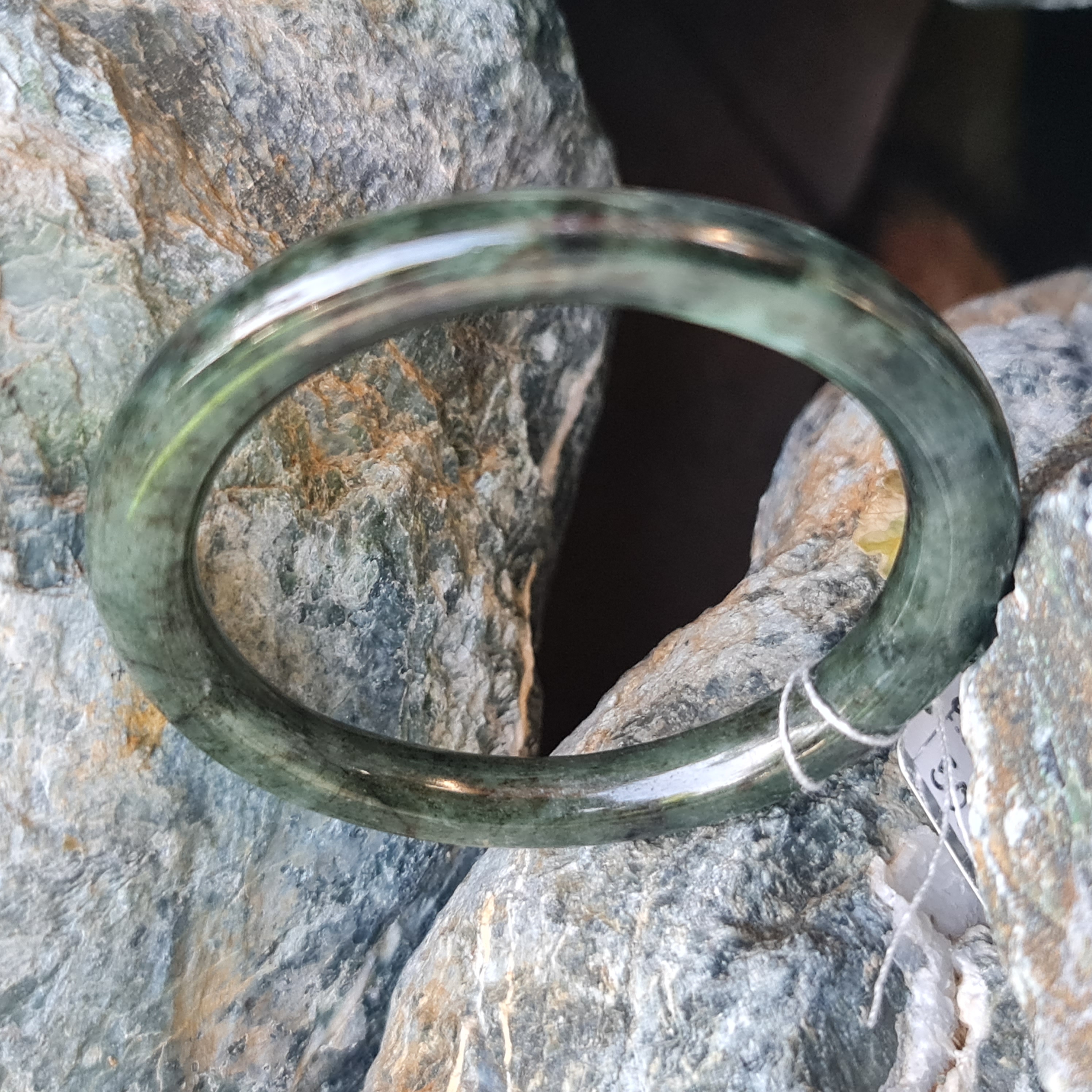 JB6711132 หยก พม่า แท้ Jade กำไลหยก 50.3 มม. (Jadeite bracelet) พม่า (Myanmar)