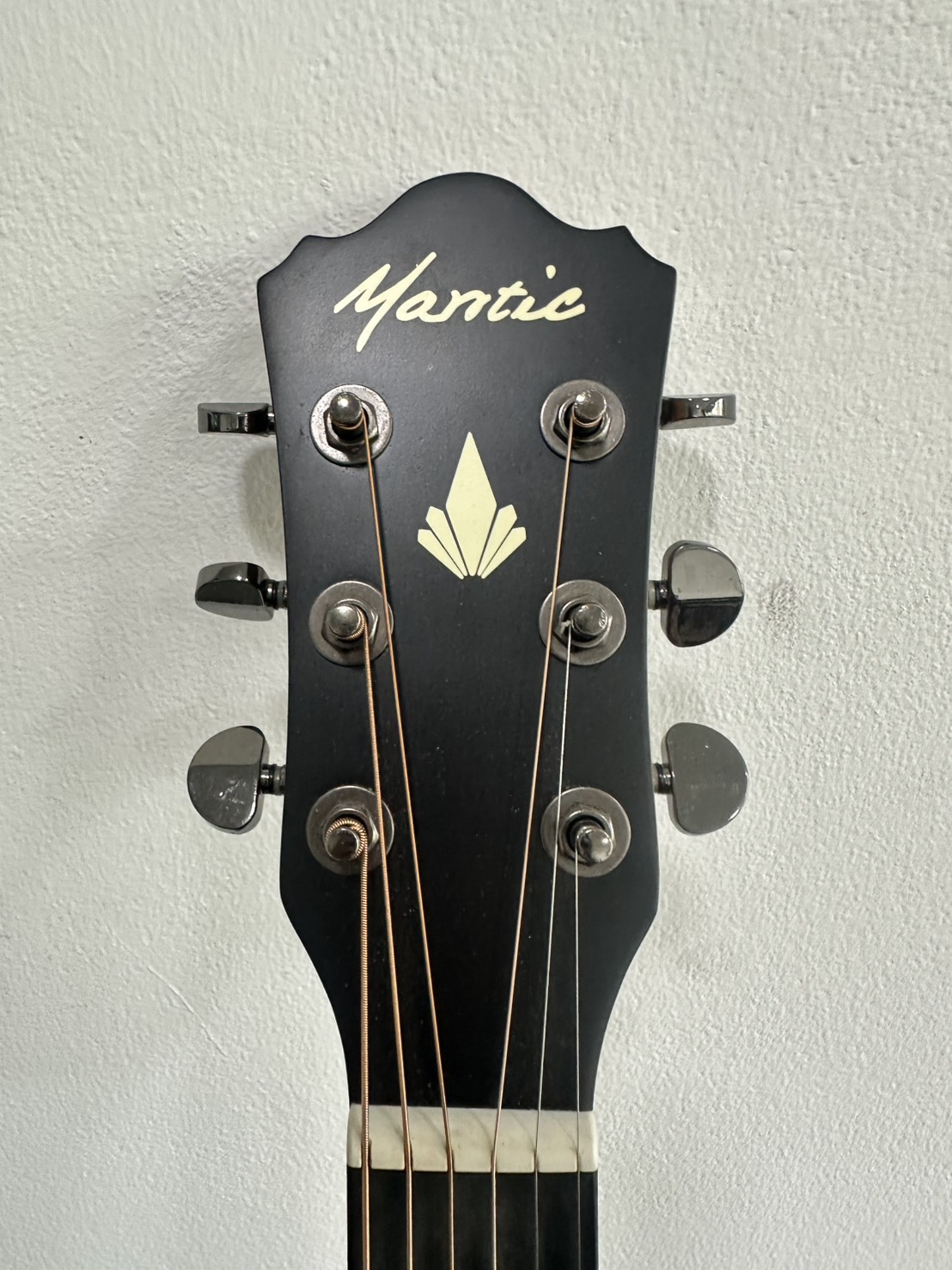 Guitar กีต้าร์โปร่ง Mantic AG380 ( ขนาด 41 นิ้ว )