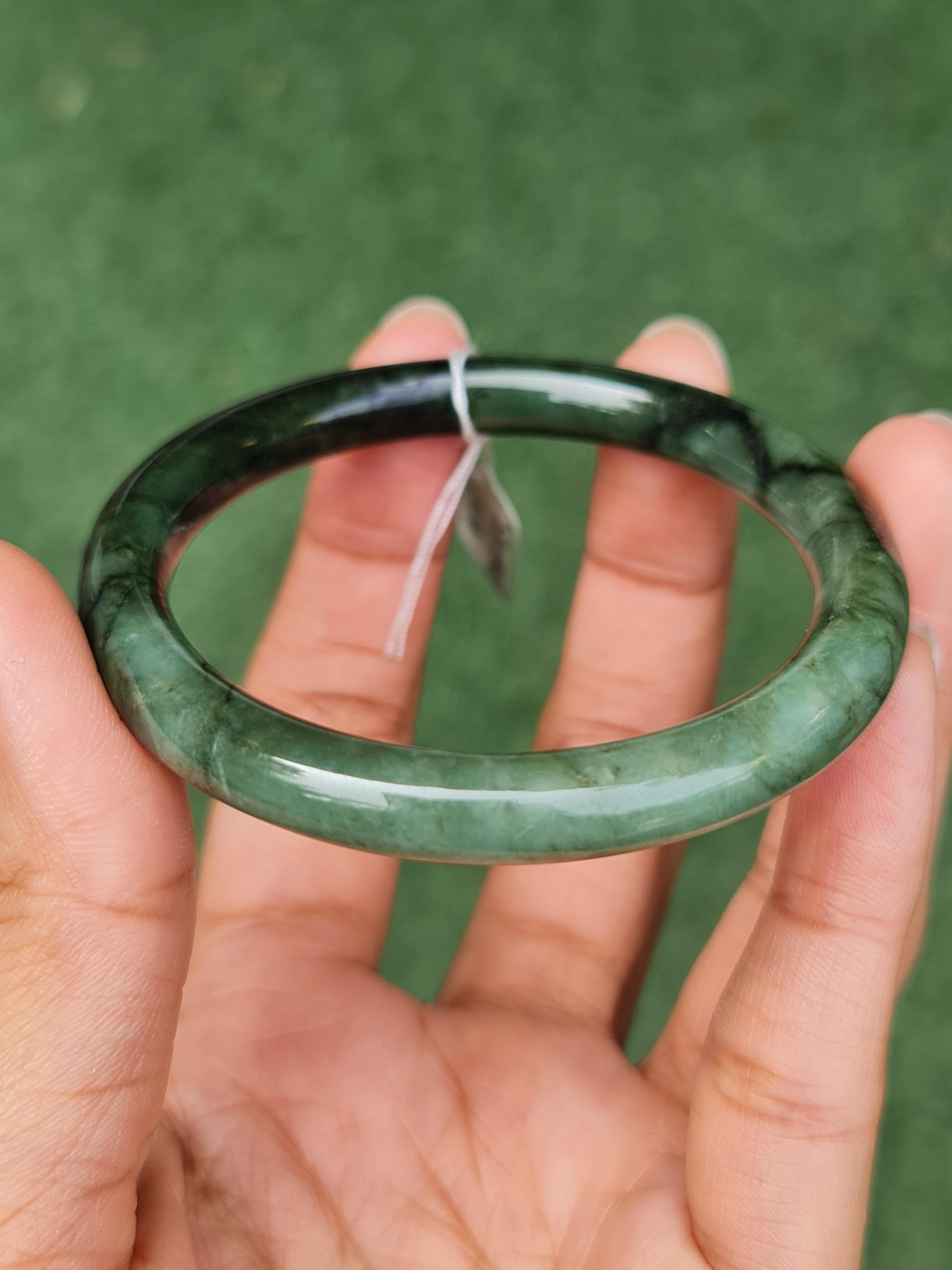 JB0703-019 หยก พม่า แท้ Jade กำไลหยก (Jadeite bracelet) พม่า (Myanmar) 53.6 มม.