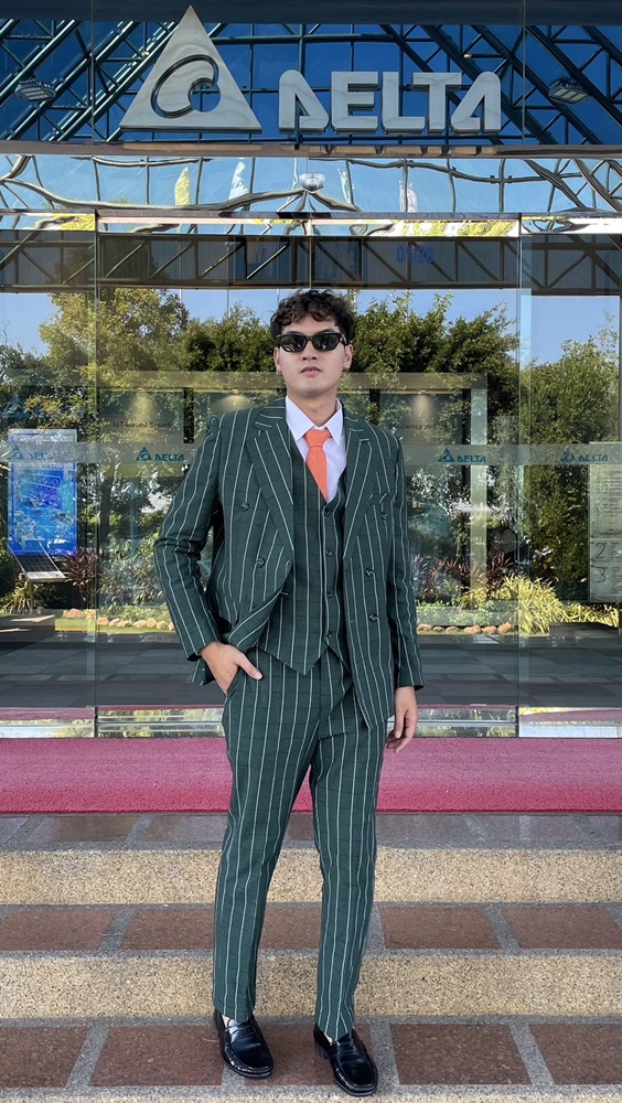 เช่า ชุดสูทชาย สีเขียว ลายทาง เซต 3 ชิ้น