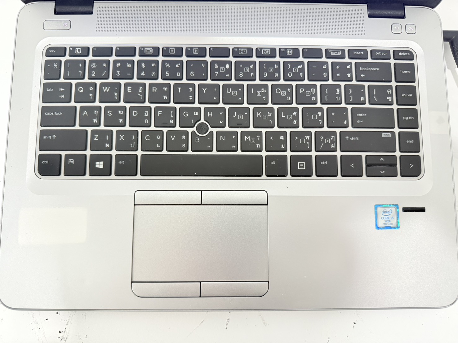 Notebook HP EliteBook 840 G4 (i5-7300U/8GB/M.2 256GB) ไม่มี Adapter แบตเสื่อม จอ Bright จอมีรอย ขอบยางเสื่อม