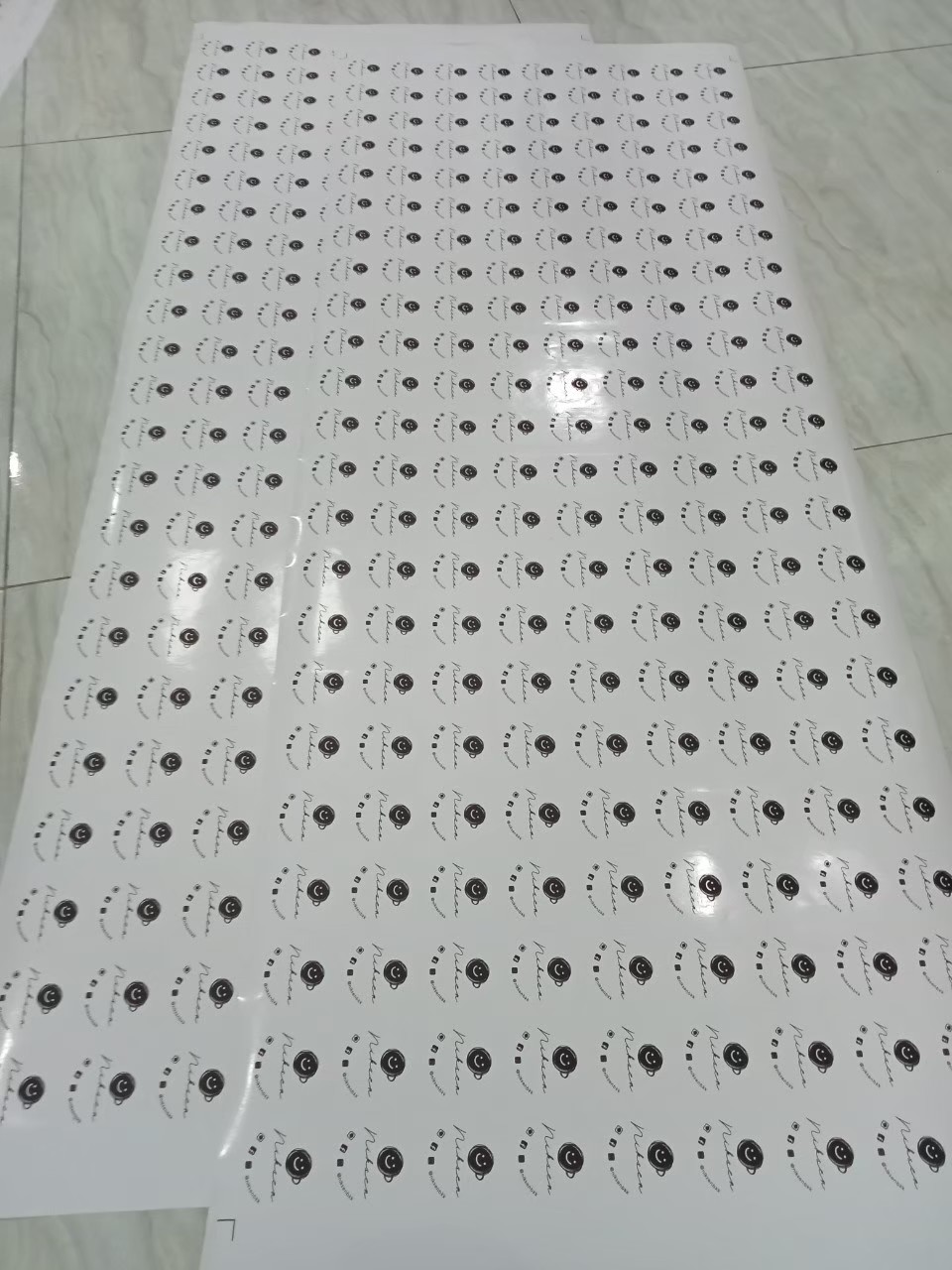 งานสติกเกอร์ไดคัท