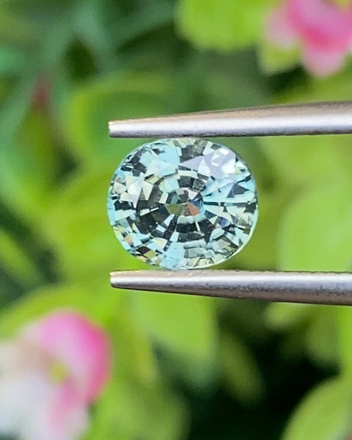 พลอย เพทาย (Zircon) 1.75 กะรัต (Cts.) พลอยแท้ อัญมณีมงคลประจําวันเกิด เครื่องประดับพลอย