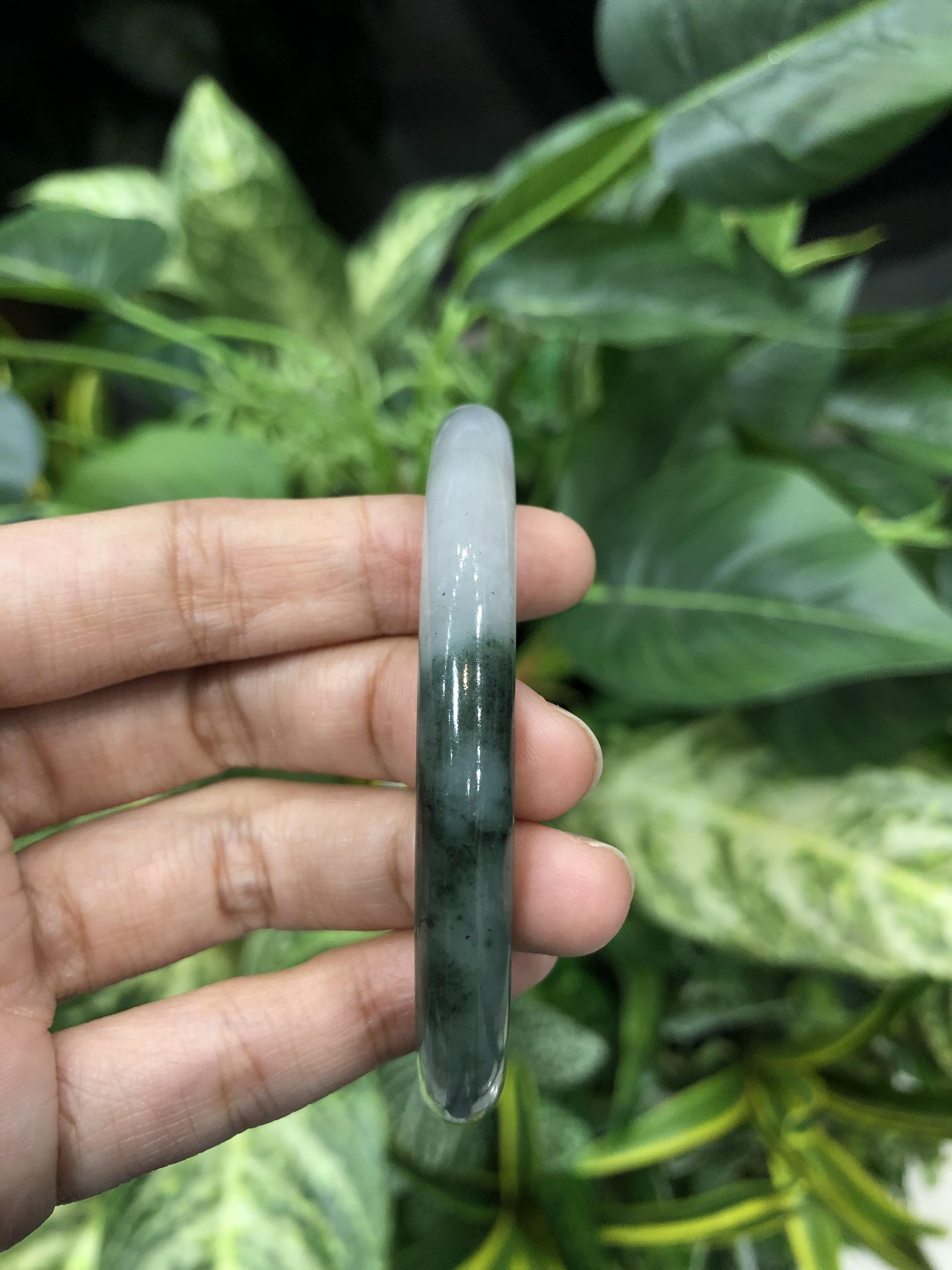 J05C0066 หยก พม่า แท้ Jade กำไลหยก 58.3 มม (Jade bracelet) พม่า (Myanmar)