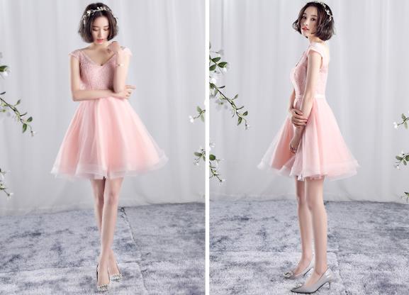 ชุดราตรีสั้น ชุดเพื่อนเจ้าสาว กระโปรงตาข่าย มีหลายแบบ สีชมพู (เชือกผูกหลัง)