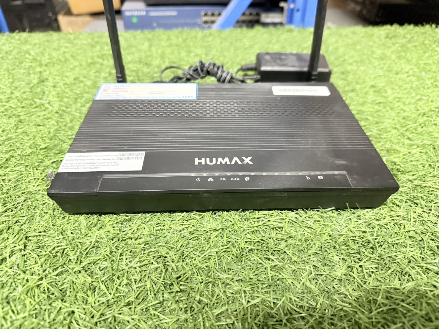 Router HUMAX HV100-02 Roter