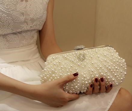 พร้อมส่ง Evening Clutch กระเป๋าออกงาน แต่งมุกทั้งใบ&คริสตัลหรู มาพร้อมสายสะพายสั้น/ยาว