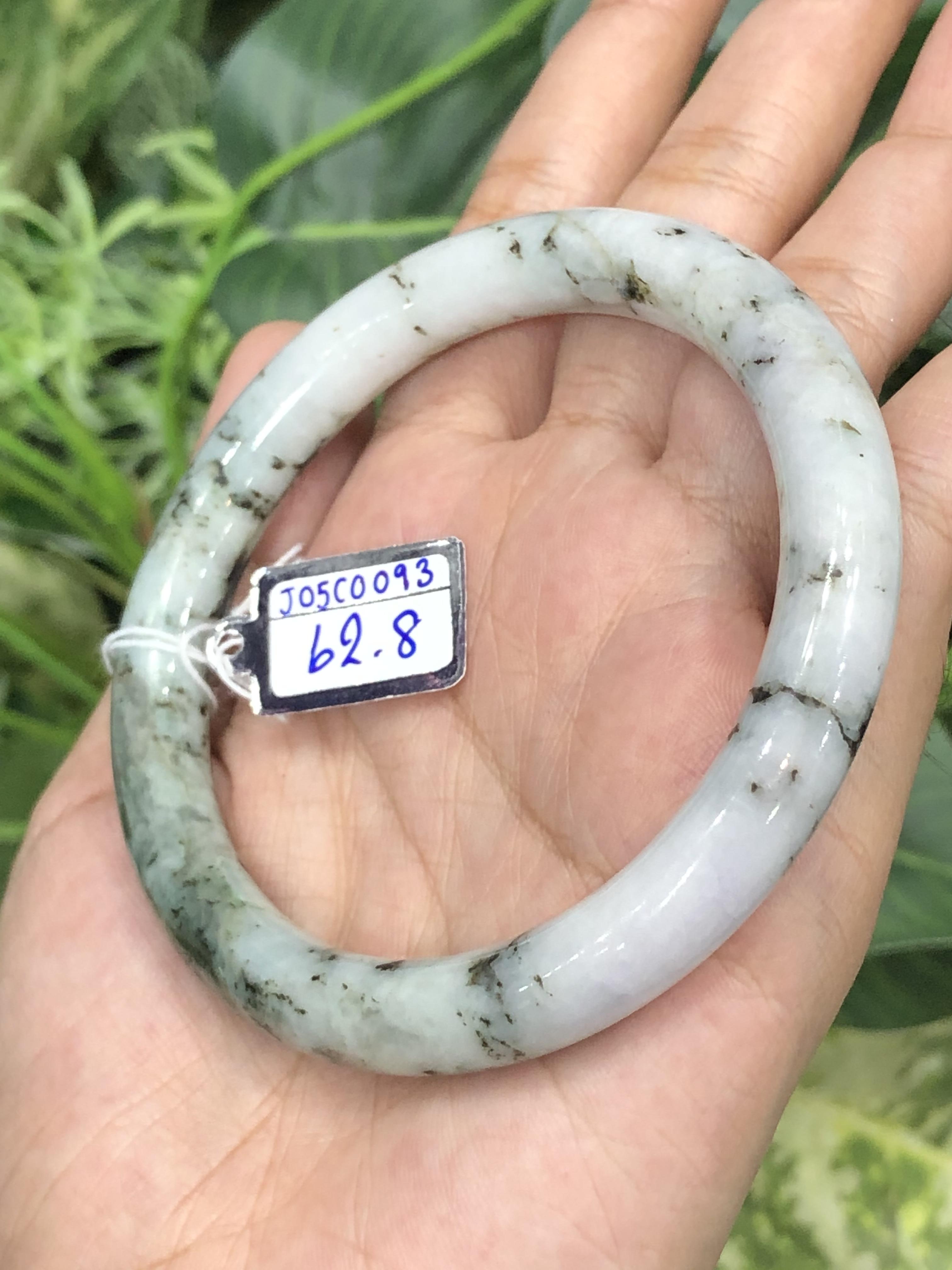 ๋J05C0093 หยก พม่า แท้ Jade กำไลหยก 62.8 มม (Jade bracelet) พม่า (Myanmar)