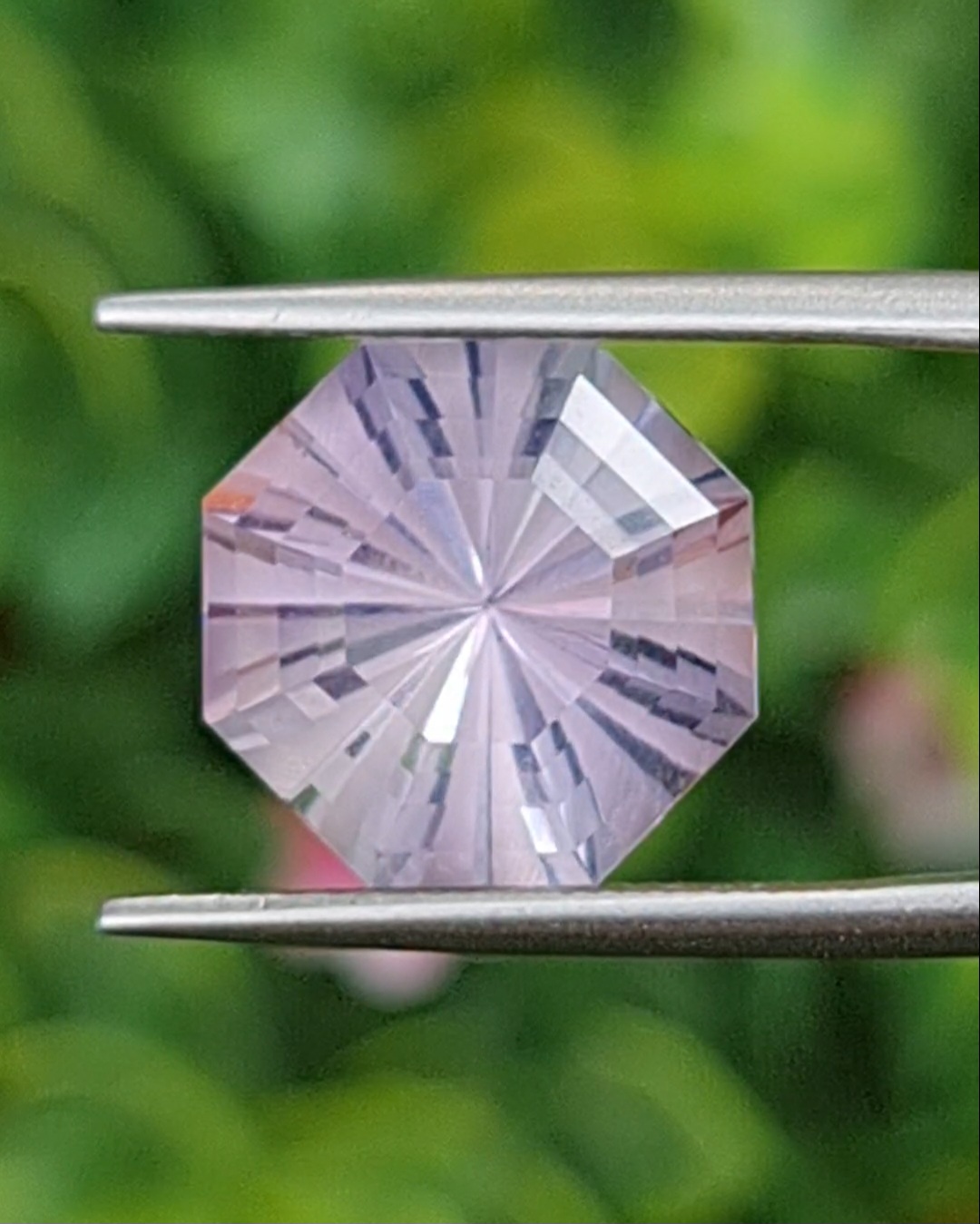 พลอย ลาเวนเดอร์ ควอตซ์ Lavender Quartz 6.94 กะรัต (Cts.) พลอยแท้ อัญมณีมงคลประจําวันเกิด เครื่องประดับพลอย