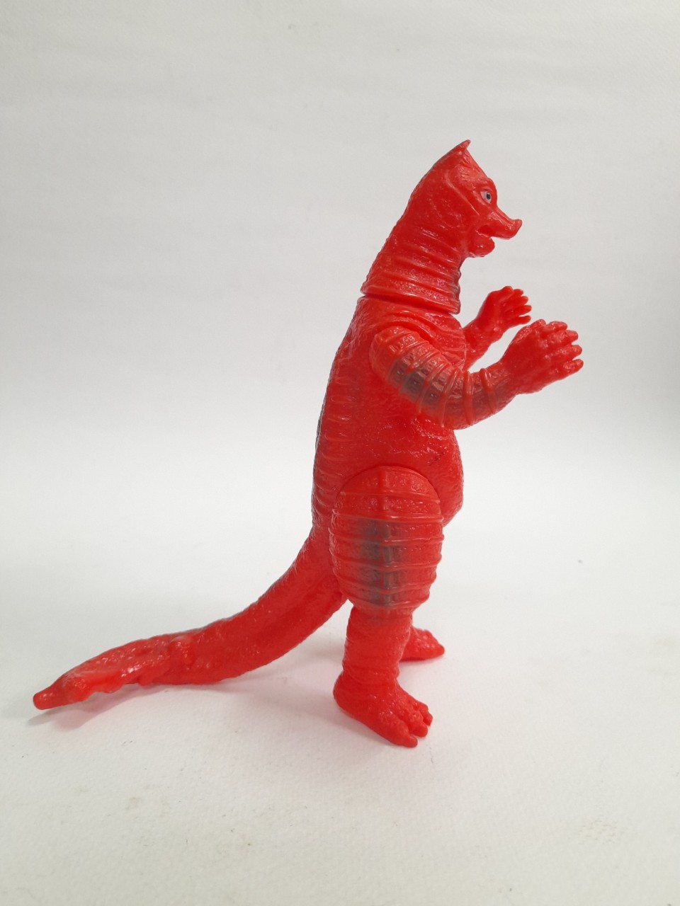 ซอฟ 6.5-7 นิ้ว สัตว์ประหลาดบานิร่า จากอุลตร้าแมน มือสอง สภาพดี มีรอยบ้าง มีปั๊มใต้เท้า หายาก ไม่พบบ่อย