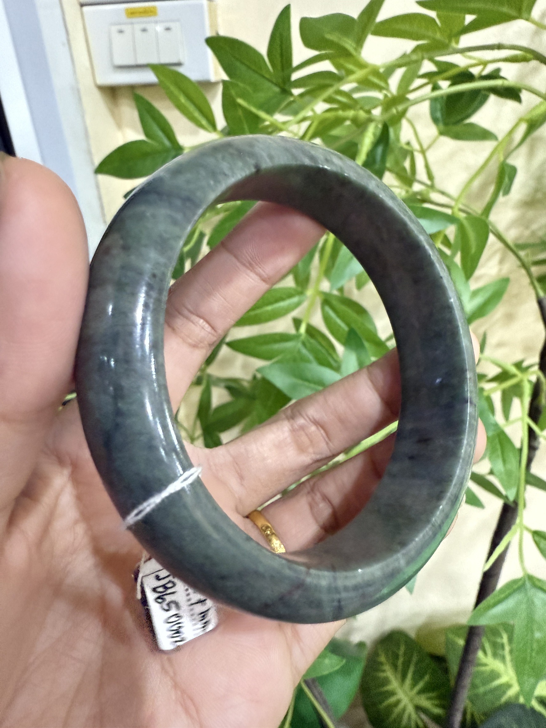 JB650002 หยก พม่า แท้ Jade กำไลหยก 62.7 มม. (Jadeite bracelet) พม่า (Myanmar)