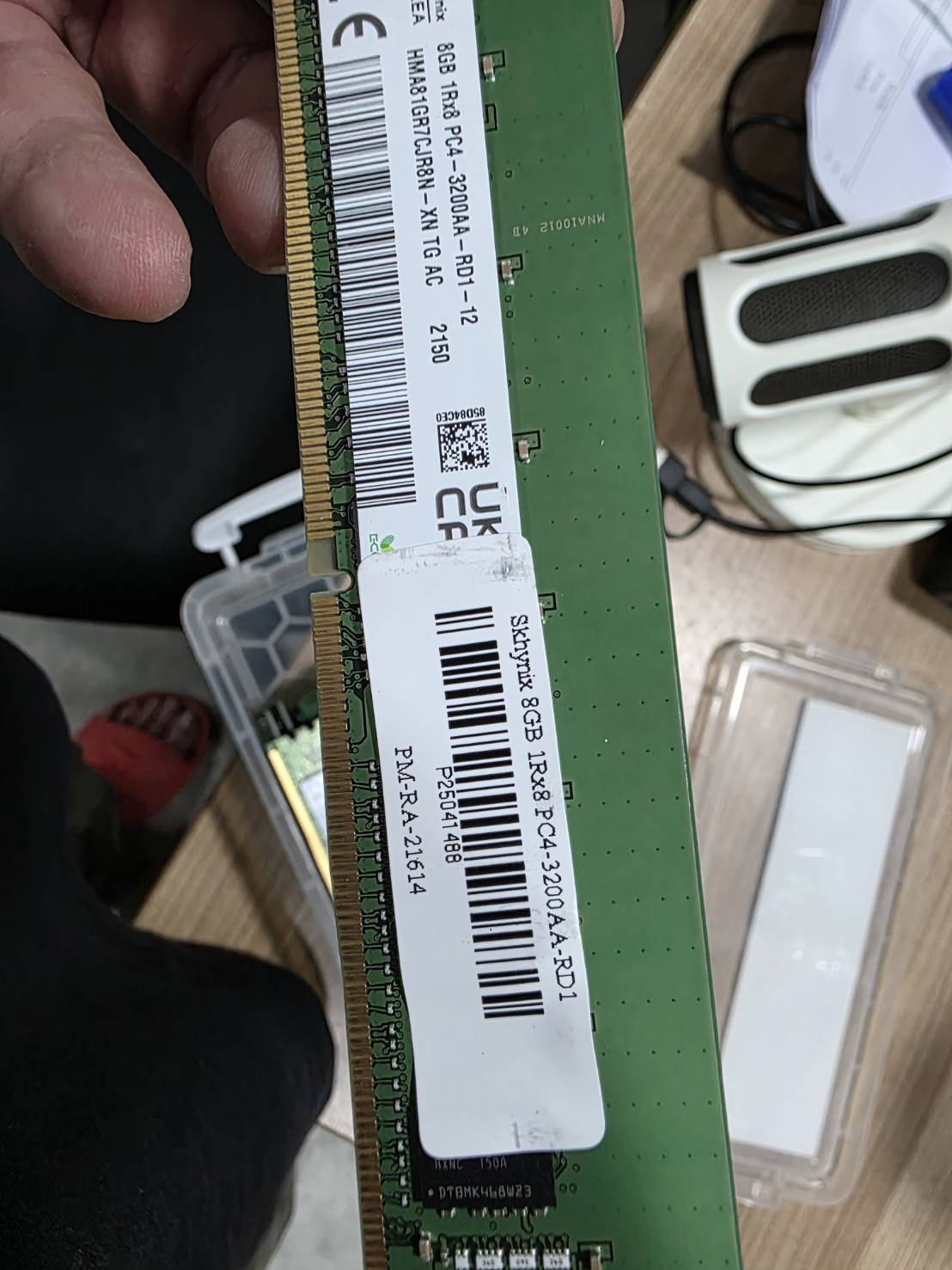 Ram Server Skhynix 8GB 1Rx8 PC4-3200AA-RD1 มี 40 ตัว