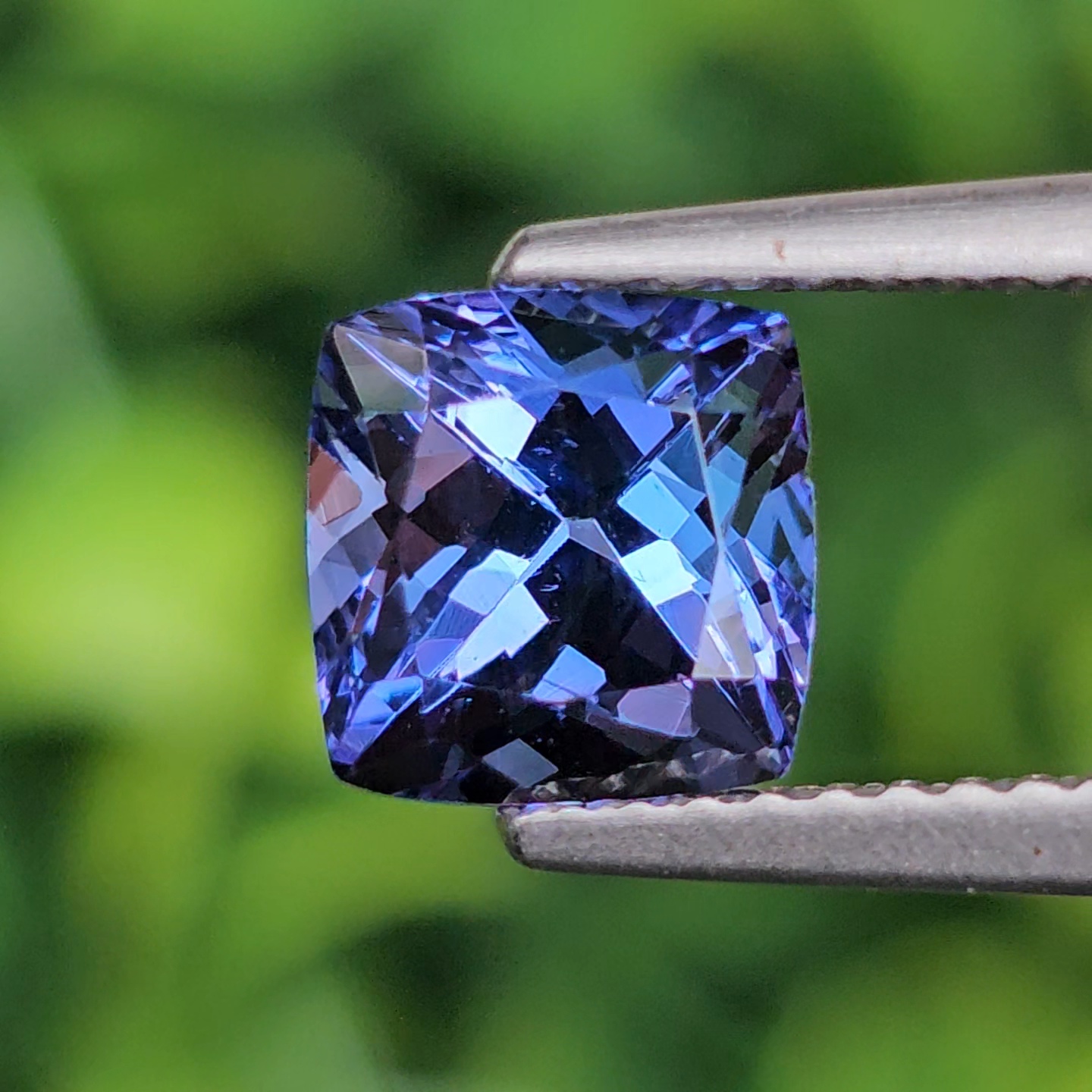 พลอย แทนซาไนท์ Tanzanite 1.60 กะรัต (Cts) พลอยแท้ อัญมณีมงคลประจําวันเกิด เครื่องประดับพลอย