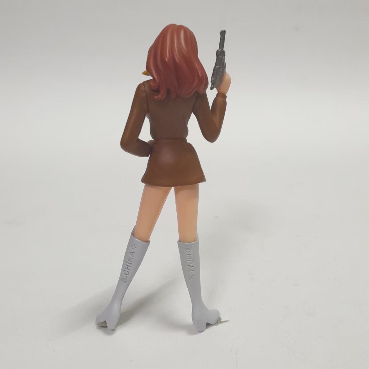 ฟิกเกอร์ 3.5-4นิ้ว มิเนะ ฟูจิโกะ จาก ลูแปงที่3 ขนาดตามรูป มือสองสภาพดี มีรอยบ้าง