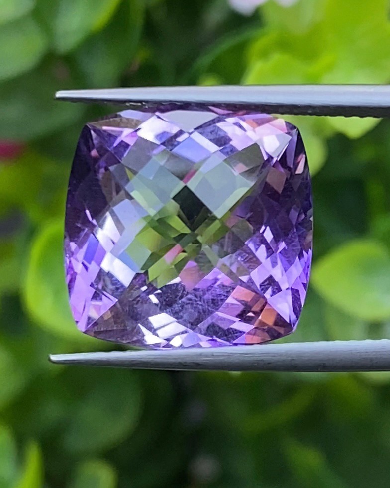 พลอย อเมทิส Amethyst 9.75 กะรัต (Cts.)