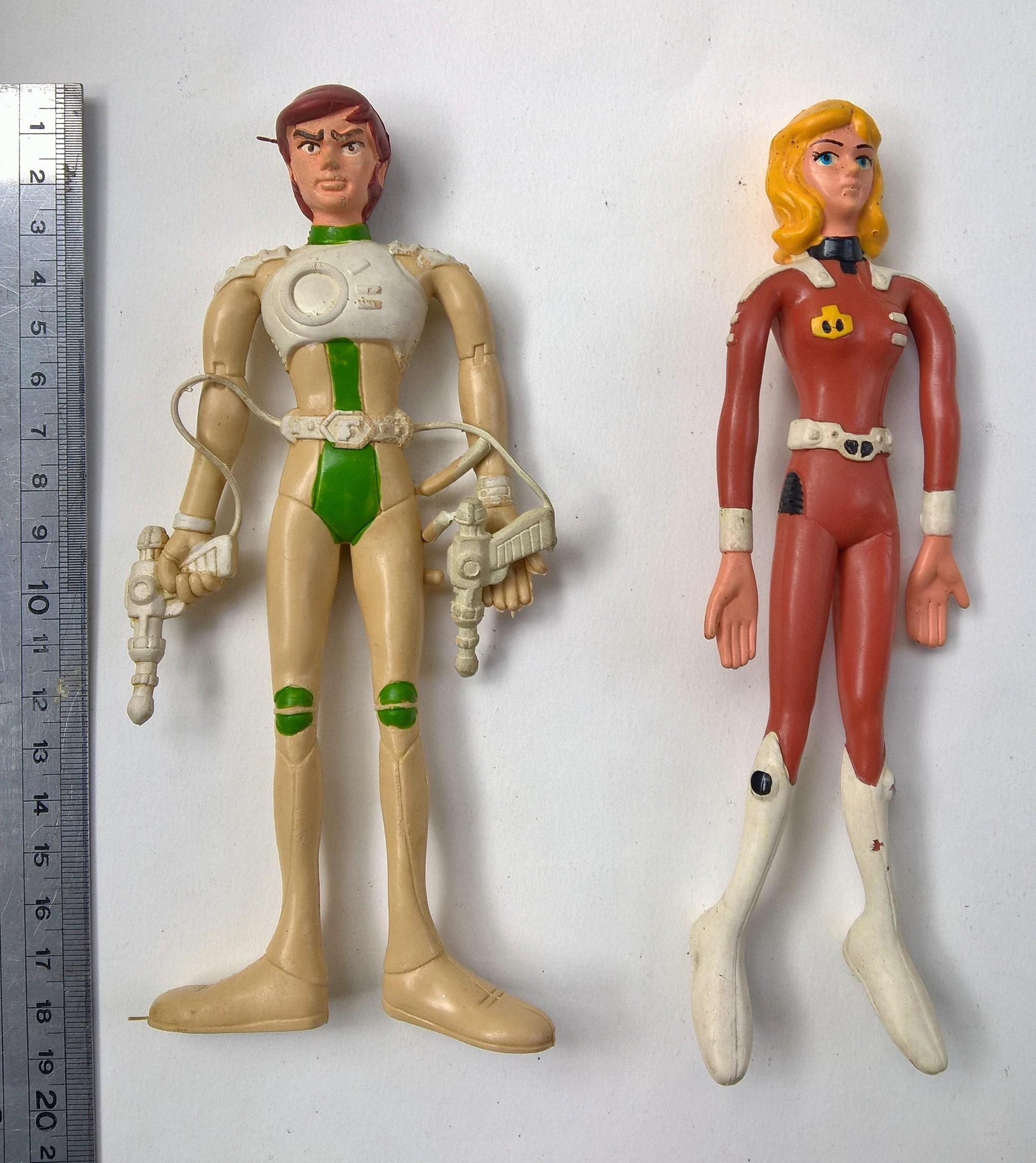 ของสะสม ตุ๊กตายางดัด ชุด กัปตันฟิวเจอร์ 2 ตัว :กับตันฟิวเจอร์ (captain Future) และ โจน เรนเดล (Joan Randall) ขนาตามภาพ