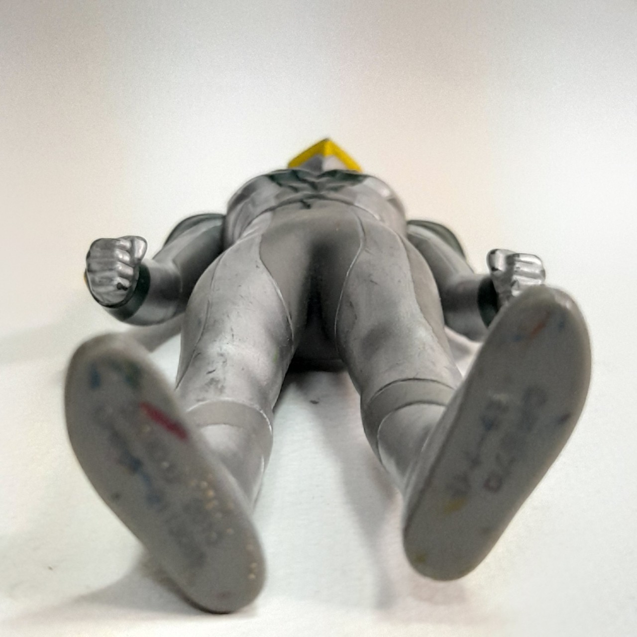 มีหลายภาพ,ซอฟ 6.5-7นิ้ว มิเลอร์ไนท์ 1 ใน4 สมาชิกอัลตืเมท ฟอร์ส เพื่อนอุลตร้าแมนซีโร่ มือสองสภาพดี มีรอยบ้างไม่พบบ่อย