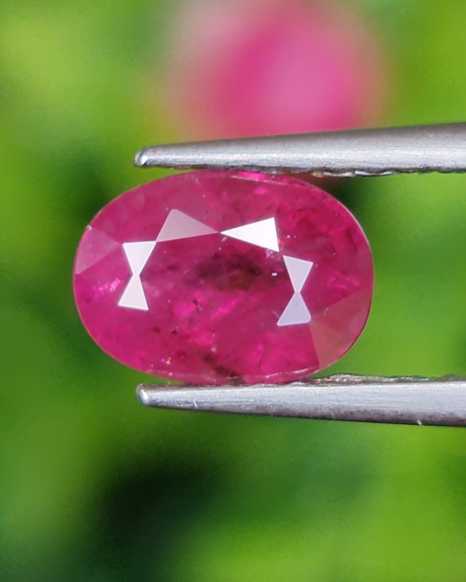 พลอย ทับทิม สยาม (Siam Ruby Sapphire) 1.17 กะรัต (Cts.) พลอยแท้ อัญมณีมงคลประจําวันเกิด เครื่องประดับพลอย