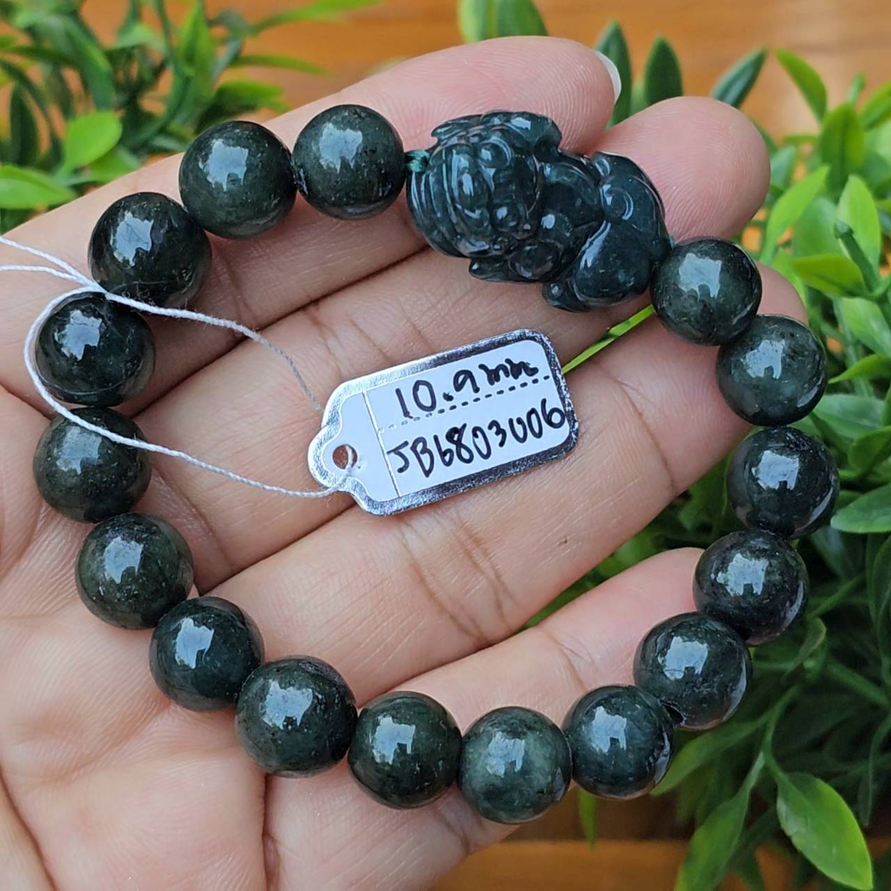 JB6803006 หยก พม่า แท้ Jade กำไล ปี่เซียะ ประคำหยก 10.9 มม. (Jadeite Beads Bracelet) พม่า (Myanmar)