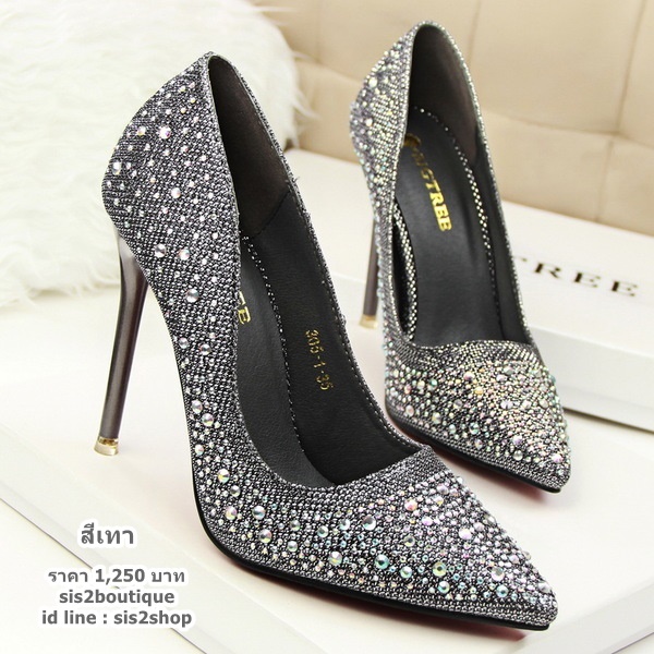 รองเท้าออกงาน รองเท้าส้นสูง ฝังเพชร สวยหรู