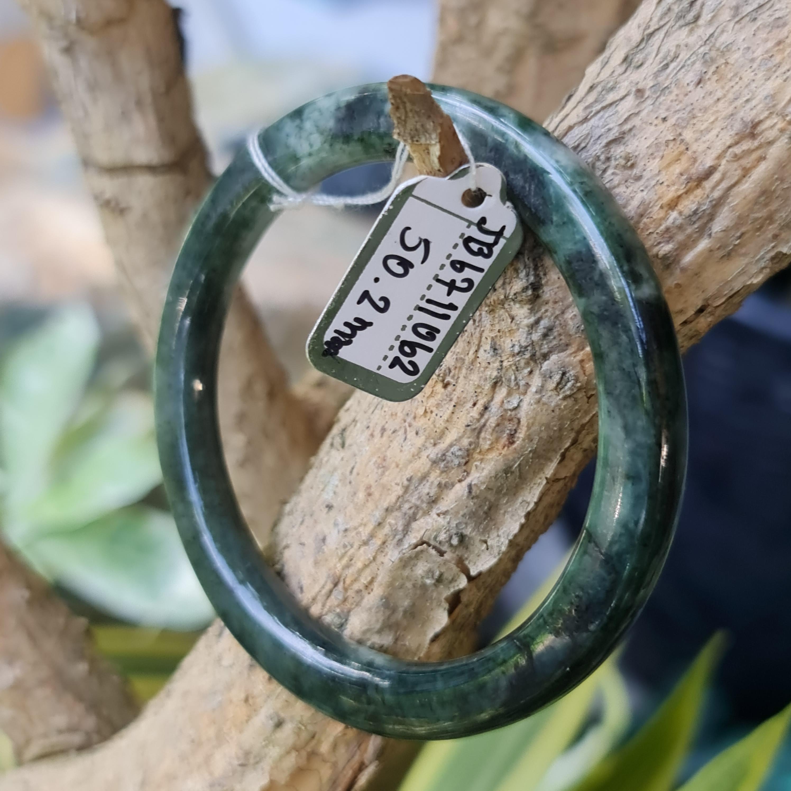 JB6711062 หยก พม่า แท้ Jade กำไลหยก 50.2 มม. (Jadeite bracelet) พม่า (Myanmar)