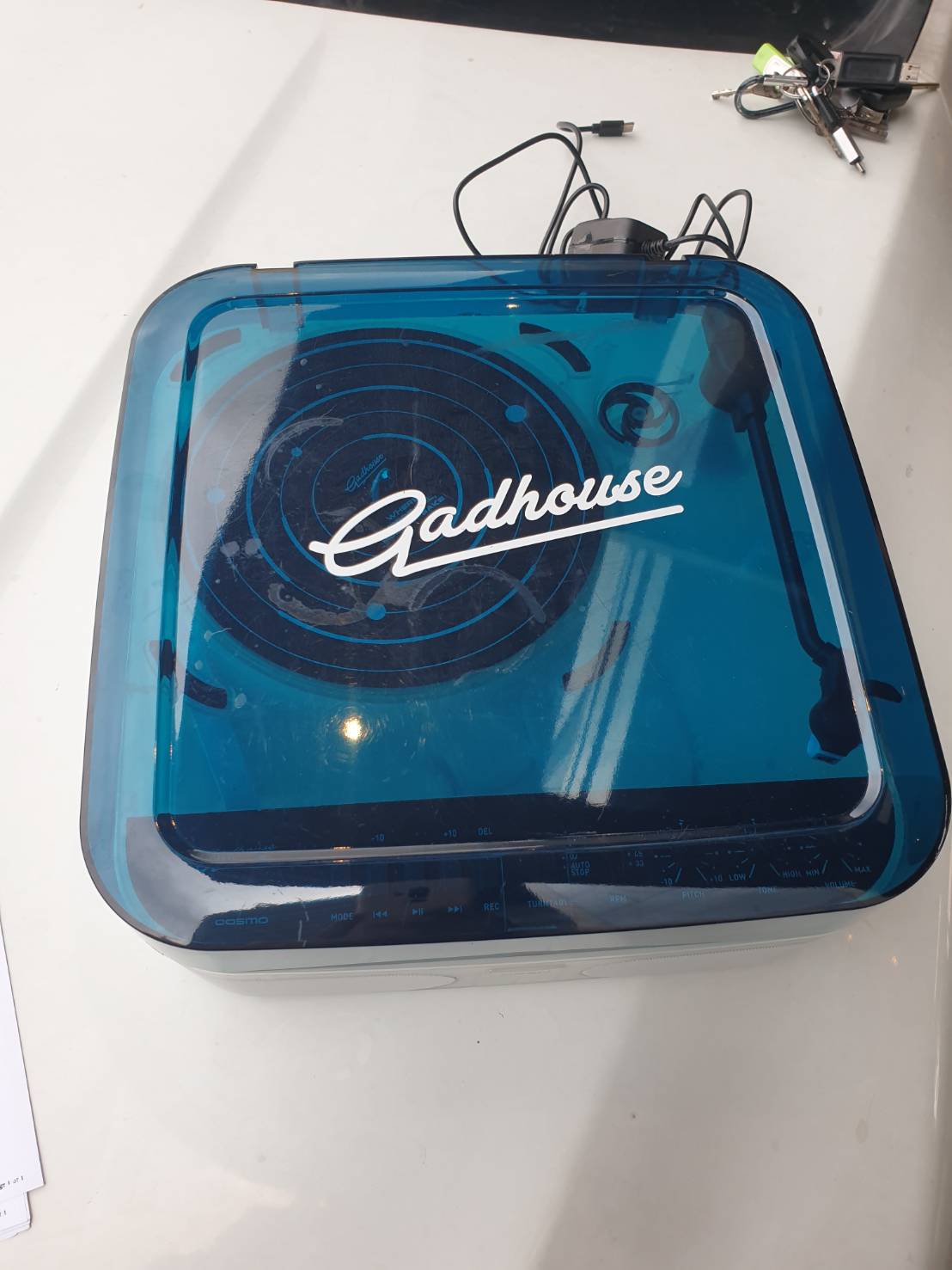 COSMO เครื่องเล่นแผ่นเสียง Gadhouse