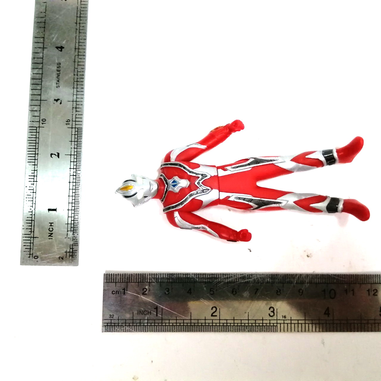 ซอฟ 4 นิ้ว(ตัวที่1) ขนาดตามรูป อุลตร้าแมนเมบิอุส ร่างอินฟินิตี้ รวม หกพี่น้องตร้า สภาพดี มีรอยบ้าง