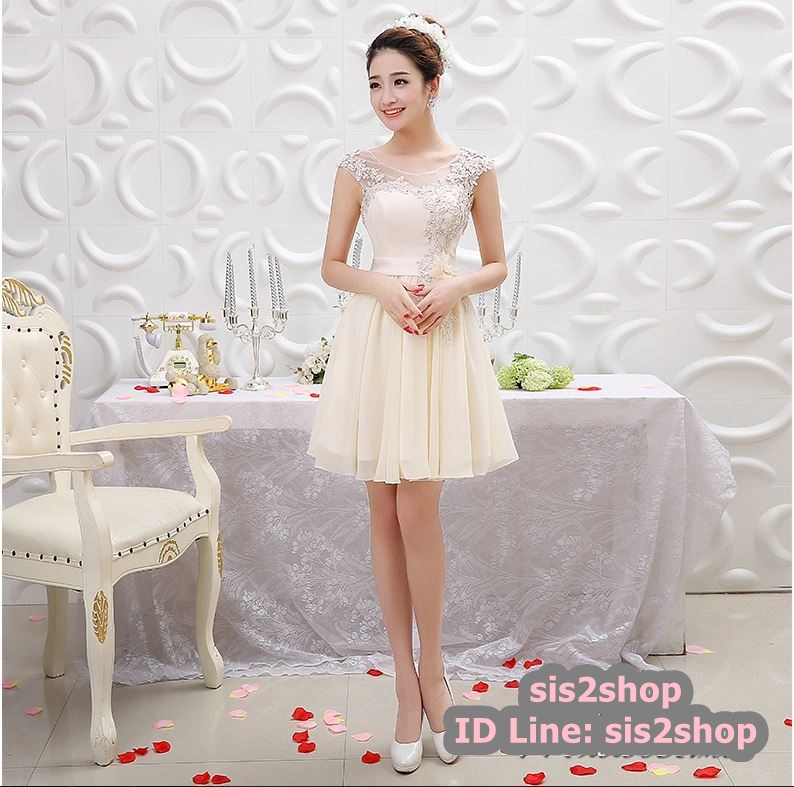 พร้อมส่ง ชุดราตรีสั้น แขนกุด สีครีม แต่งลูกไม้และปักมุกสวย แต่งเกสรดอกไม้ช่วงเอว