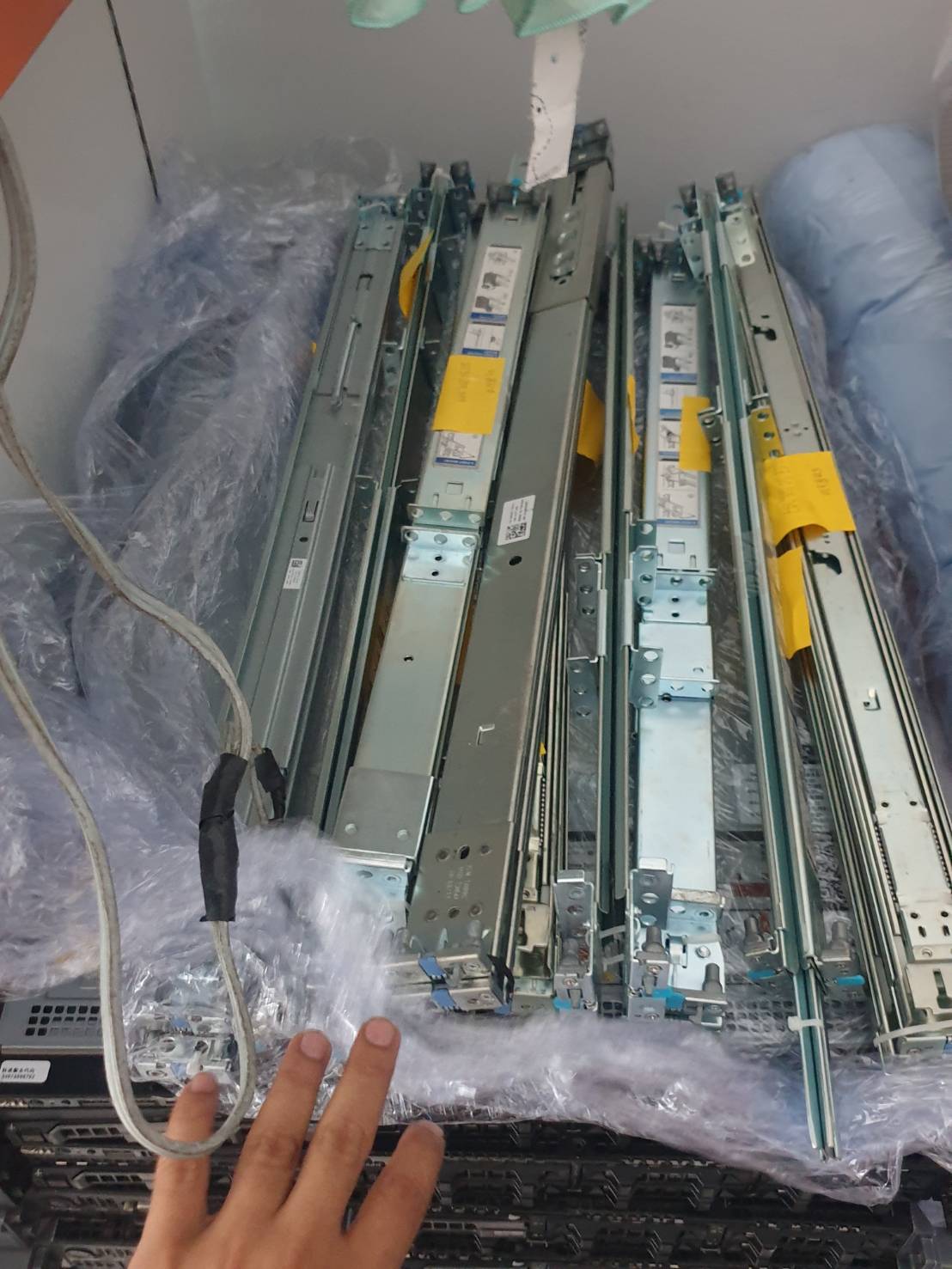 Server Dell R620 E5-2640 x2 Ram 256GB SAS 600*3 power x2 มีรางหน้ากาก