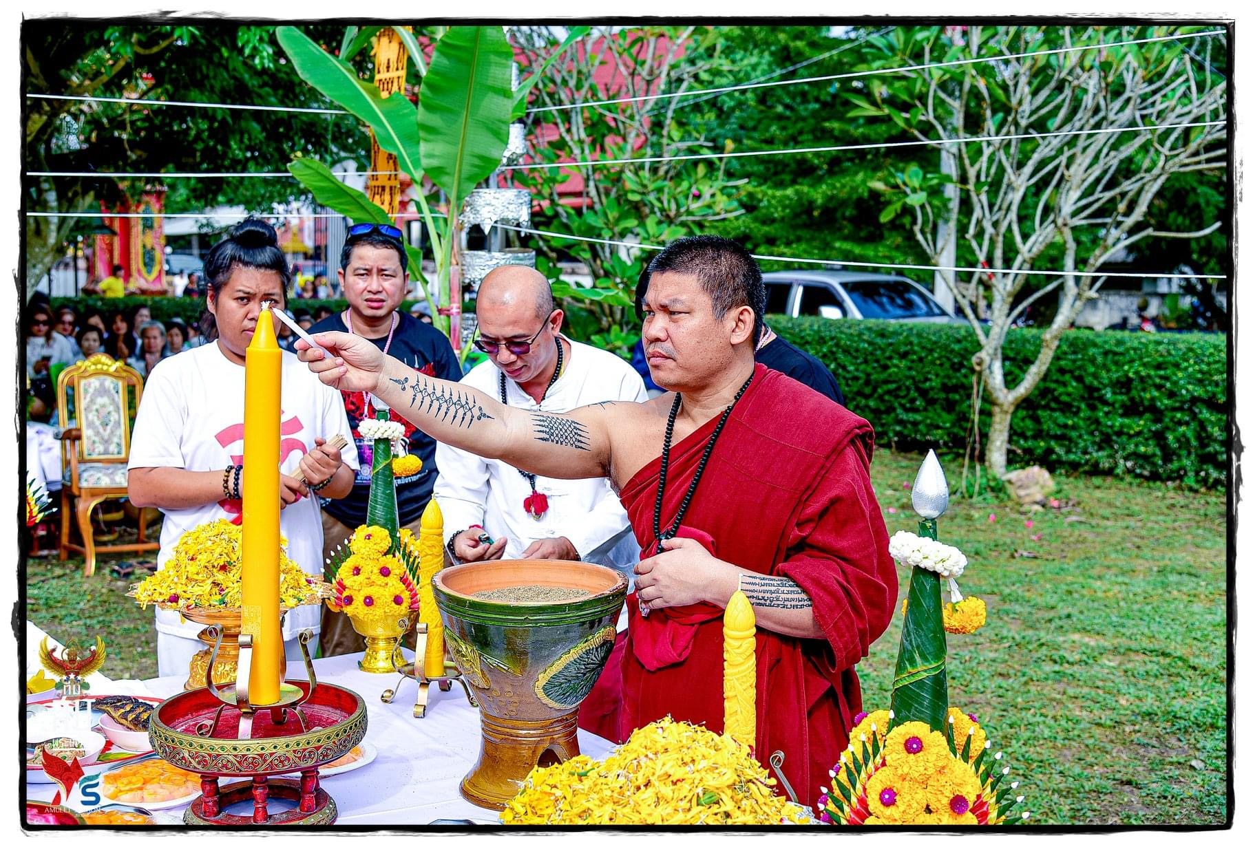 พญาครุฑมังรายศาสตร์ ขนาดตั้งหน้ารถ