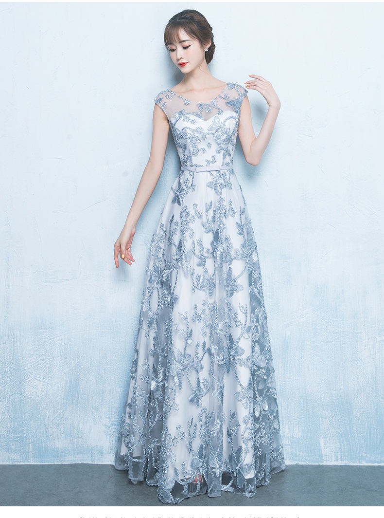 Pre-order ชุดราตรียาวแขนกุด ปักดิ้นเป็นลาย เรียบหรู เชือกผูกหลัง