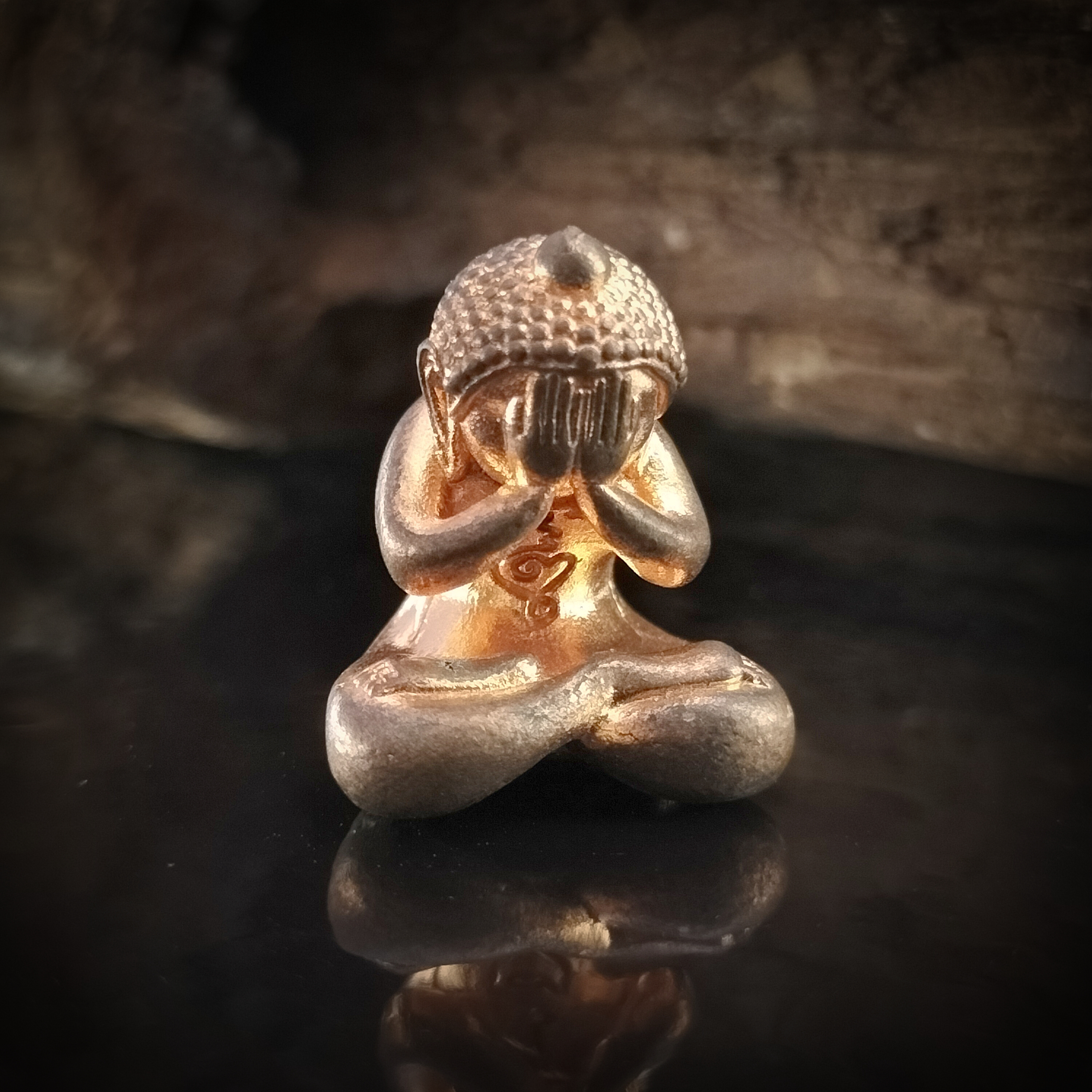 พระปิดตาพญาบังบด อุดว่านเครือร้อยปลา (หลวงปู่มี ฐิตสาโล วัดโพนทอง อายุ112ปี)