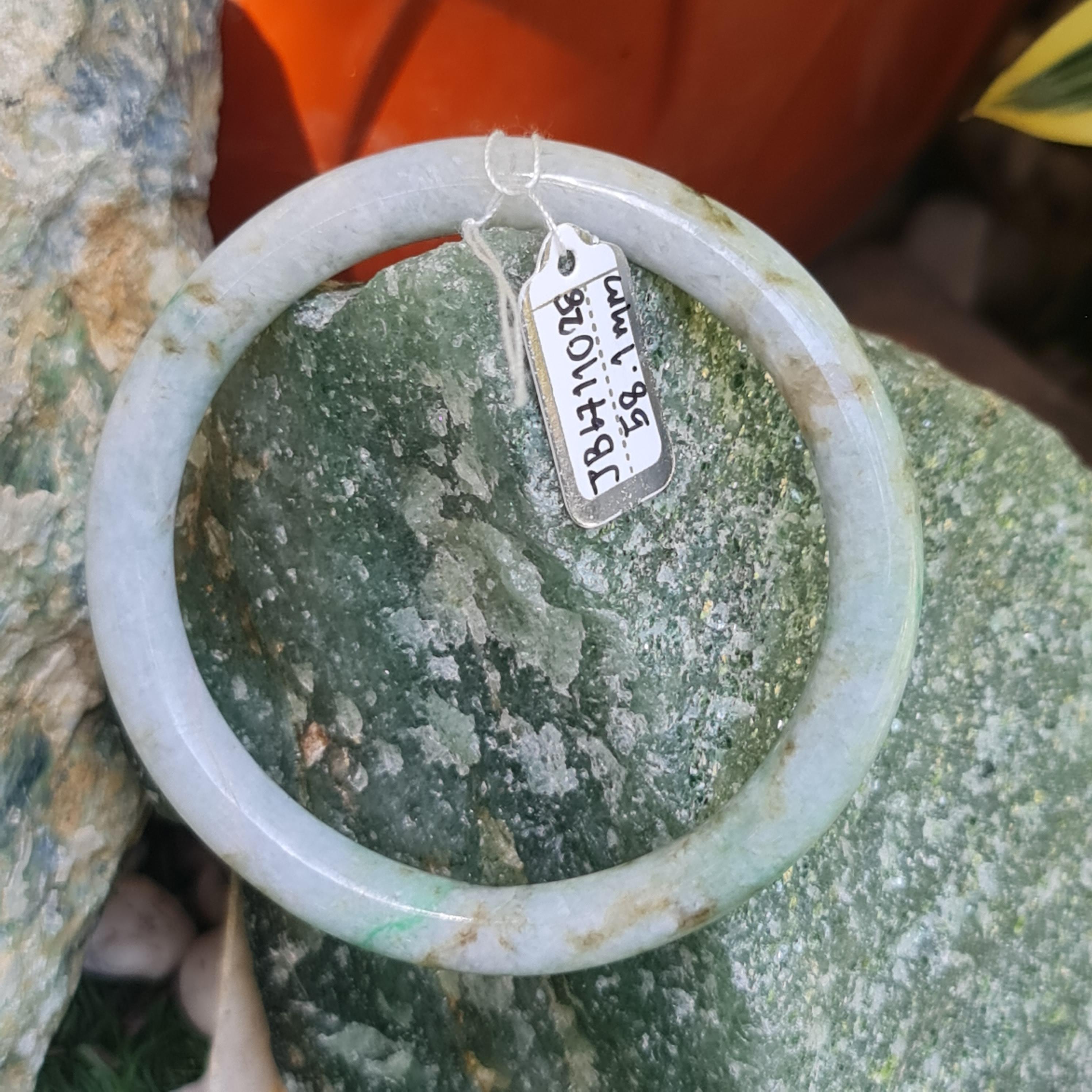 JB6711028 หยก พม่า แท้ Jade กำไลหยก 58.1 มม. (Jadeite bracelet) พม่า (Myanmar)