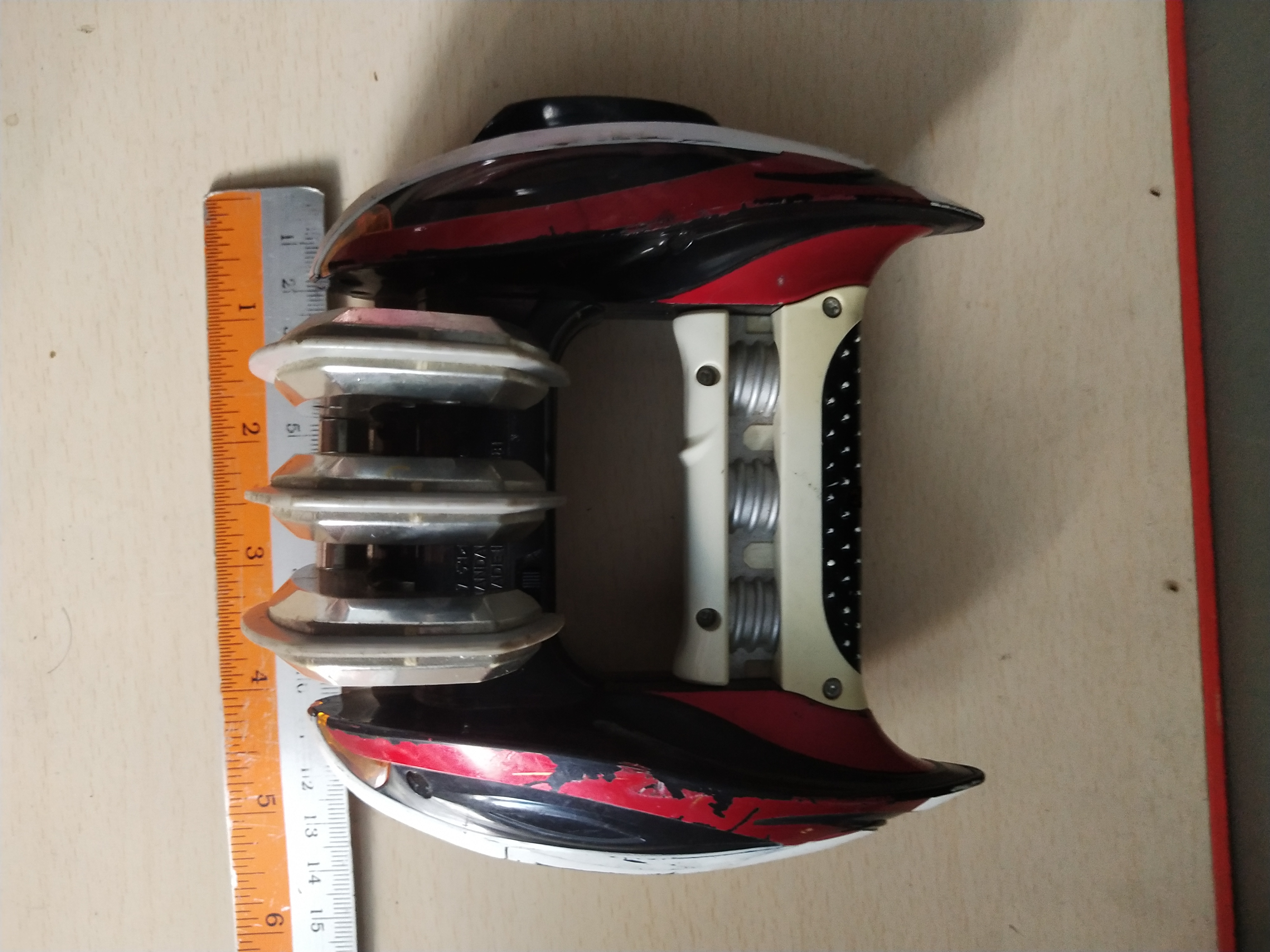 มีหลายภาพ BattleClaw อาวุธของขบวนการเกคิเรนเจอร์***มีรอยสีถลอกหลายที่ ไม่เช็คระบบ