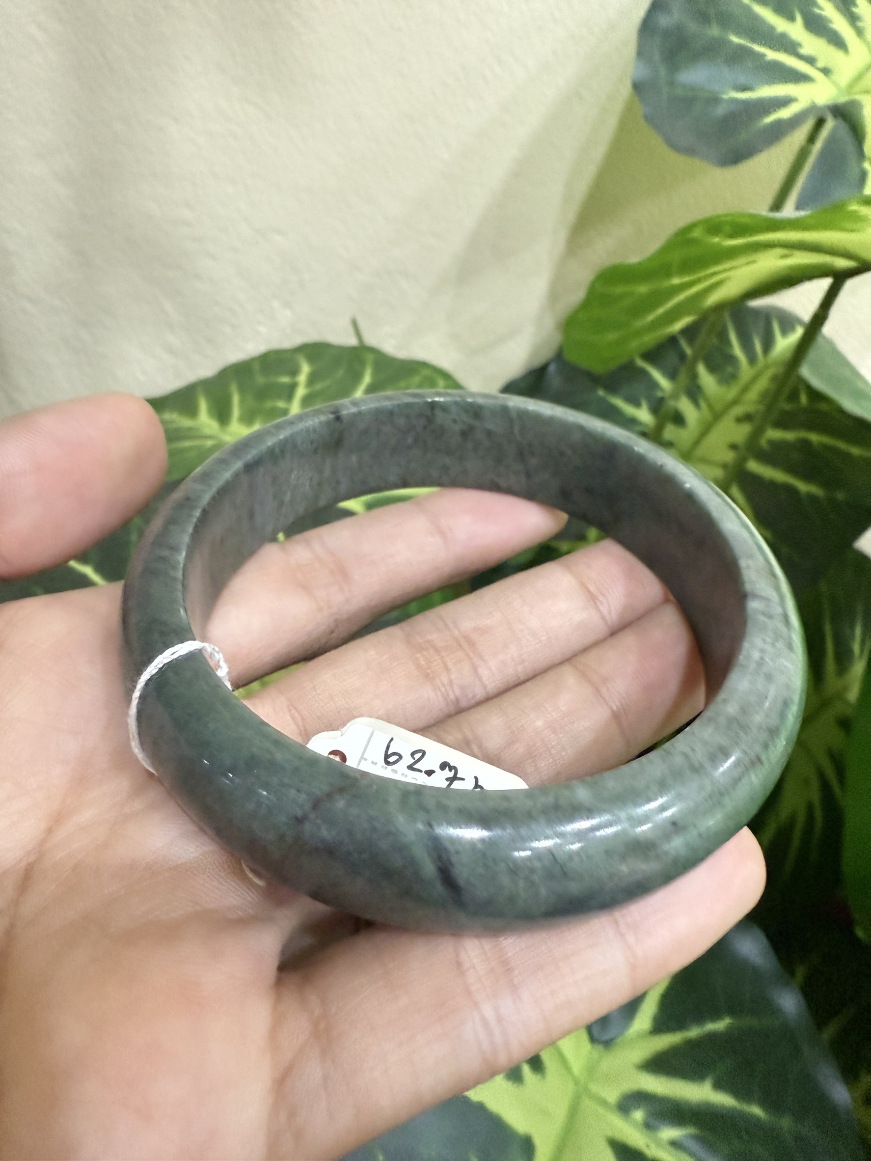 JB650002 หยก พม่า แท้ Jade กำไลหยก 62.7 มม. (Jadeite bracelet) พม่า (Myanmar)