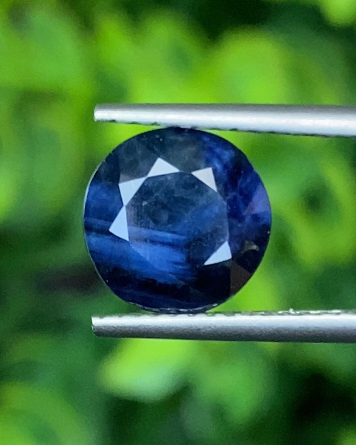 พลอย ไพลิน blue sapphire 3.51 กะรัต (Cts.) ดิบ (Unheated) พลอยแท้ อัญมณีมงคลประจําวันเกิด เครื่องประดับพลอย