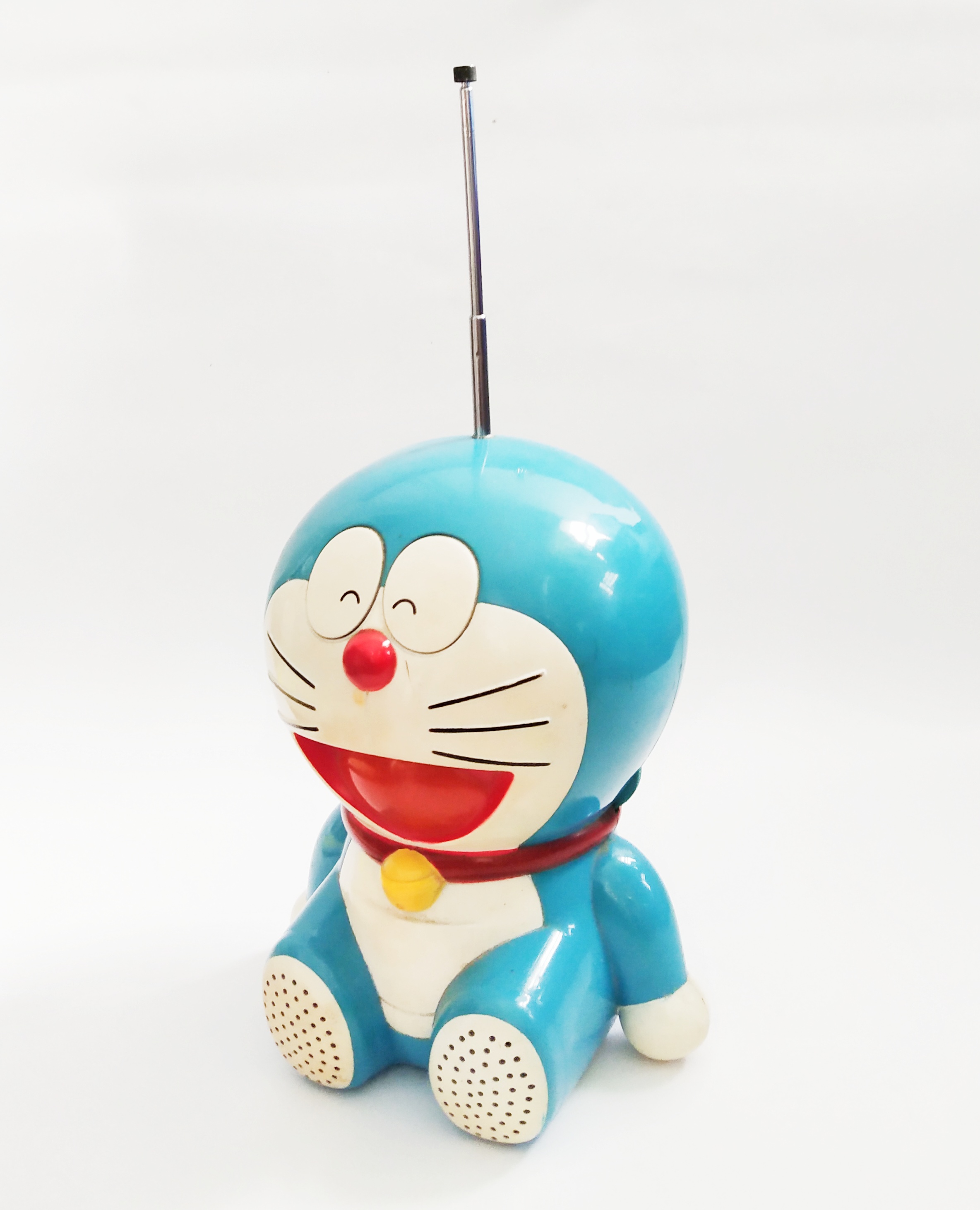 มีหลายภาพ ของสะสม โดราเอม่อนวิทยุเก่า โดเรม่อน**ไม่เข็คระบบไฟไม่มีฝาปิดรังถ่าน มีรอยเปื้อนตามภาพ ใช้สำหรับสะสมเท่านั้น Fujiko Pro ขนาดตามภาพ